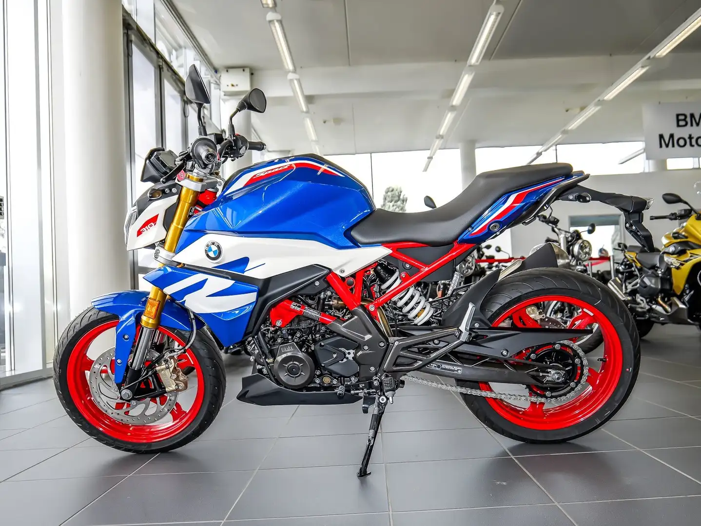 BMW G 310 R Oil Inclusive Albastru - 2
