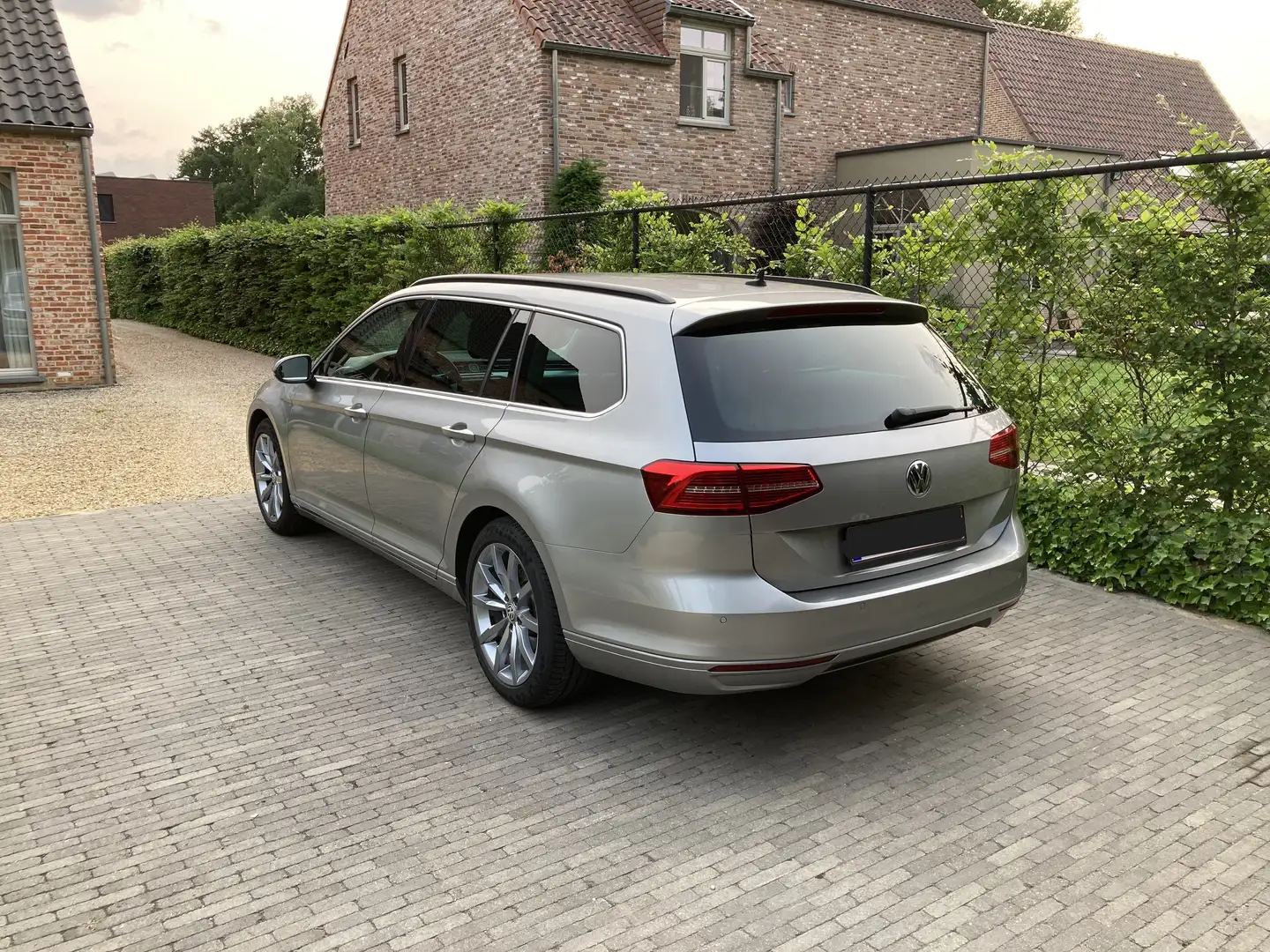 Volkswagen Passat Variant Passat Variant 1.4 TSI ACT Comfortline 18” Argent - 2