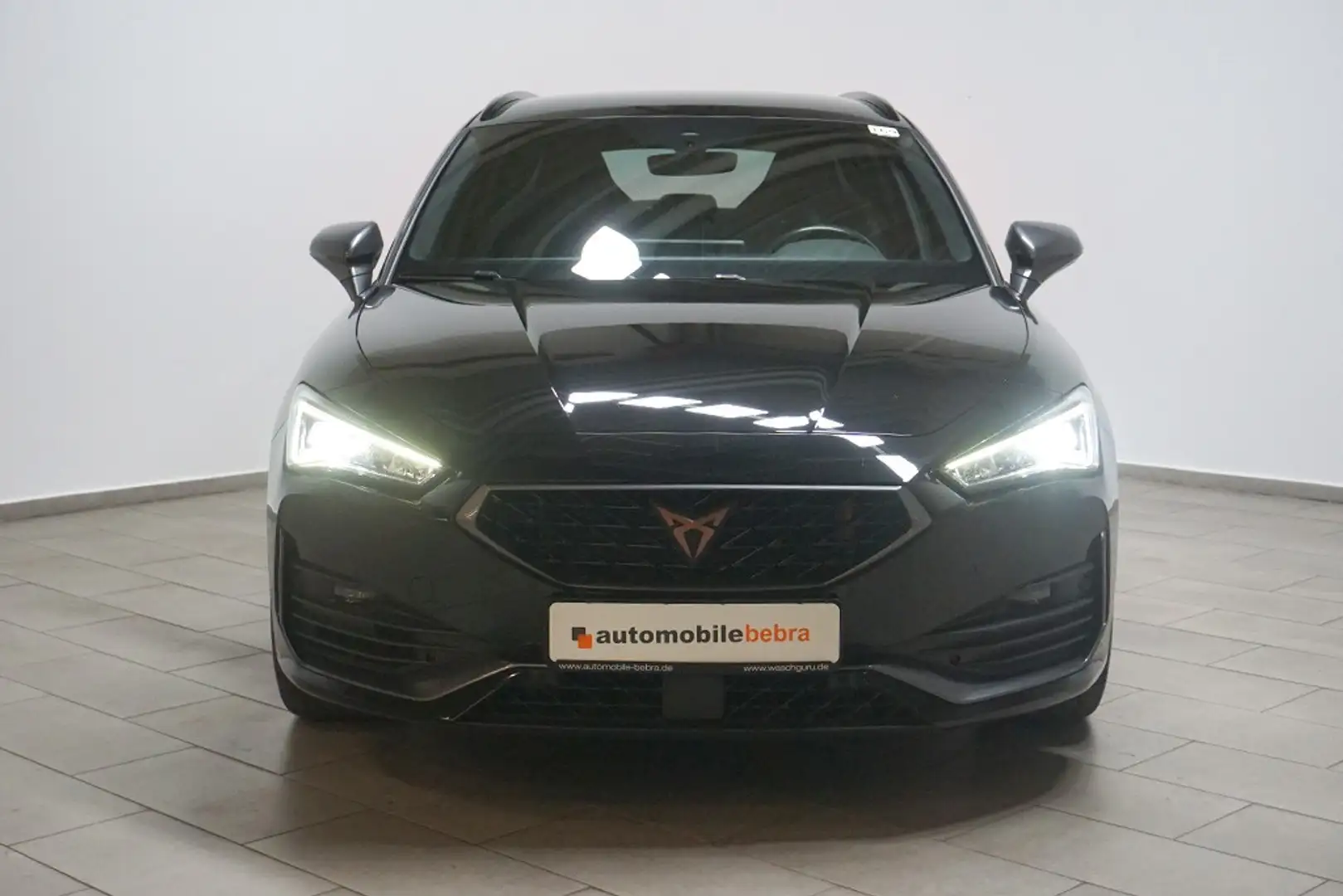 CUPRA Leon 2.0TSI DSG Virtual AHK Navi Schwarz - 2