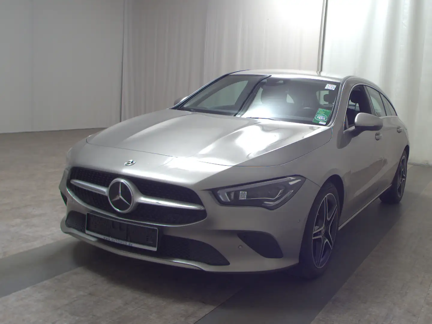 Mercedes-Benz CLA 200 d Shooting Brake ACC LED Navi Leder vc Silber - 2