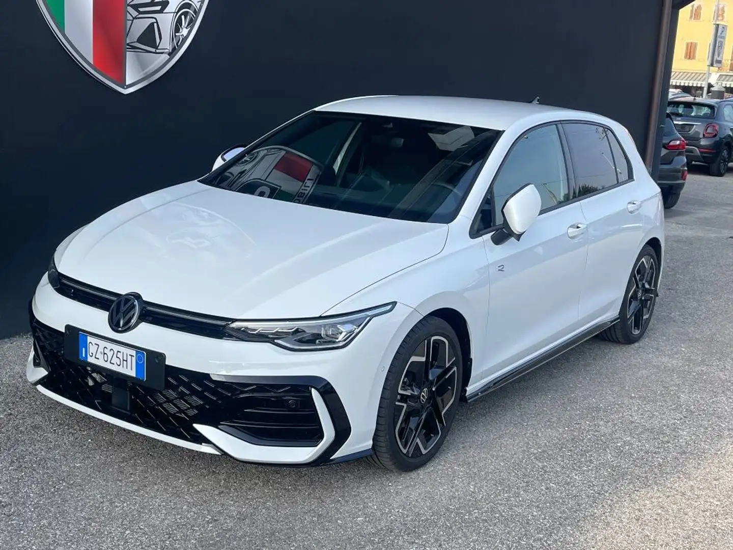 Volkswagen Golf 2.0 tdi R-Line Plus 150cv dsg Blanc - 1