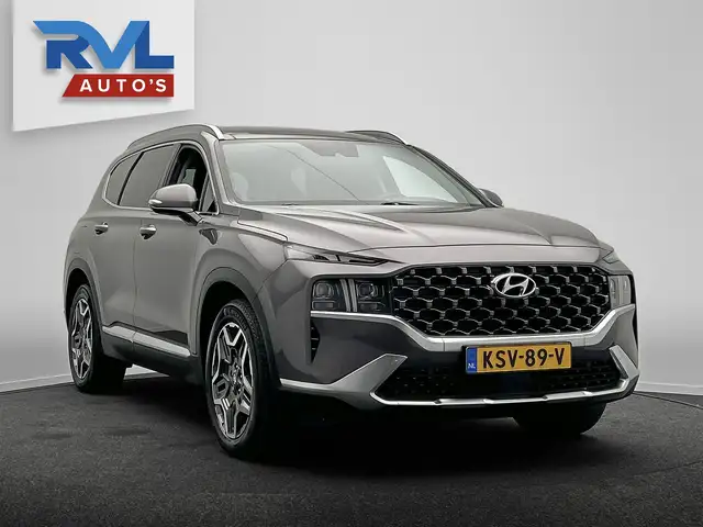 Hyundai Santa FE view 4