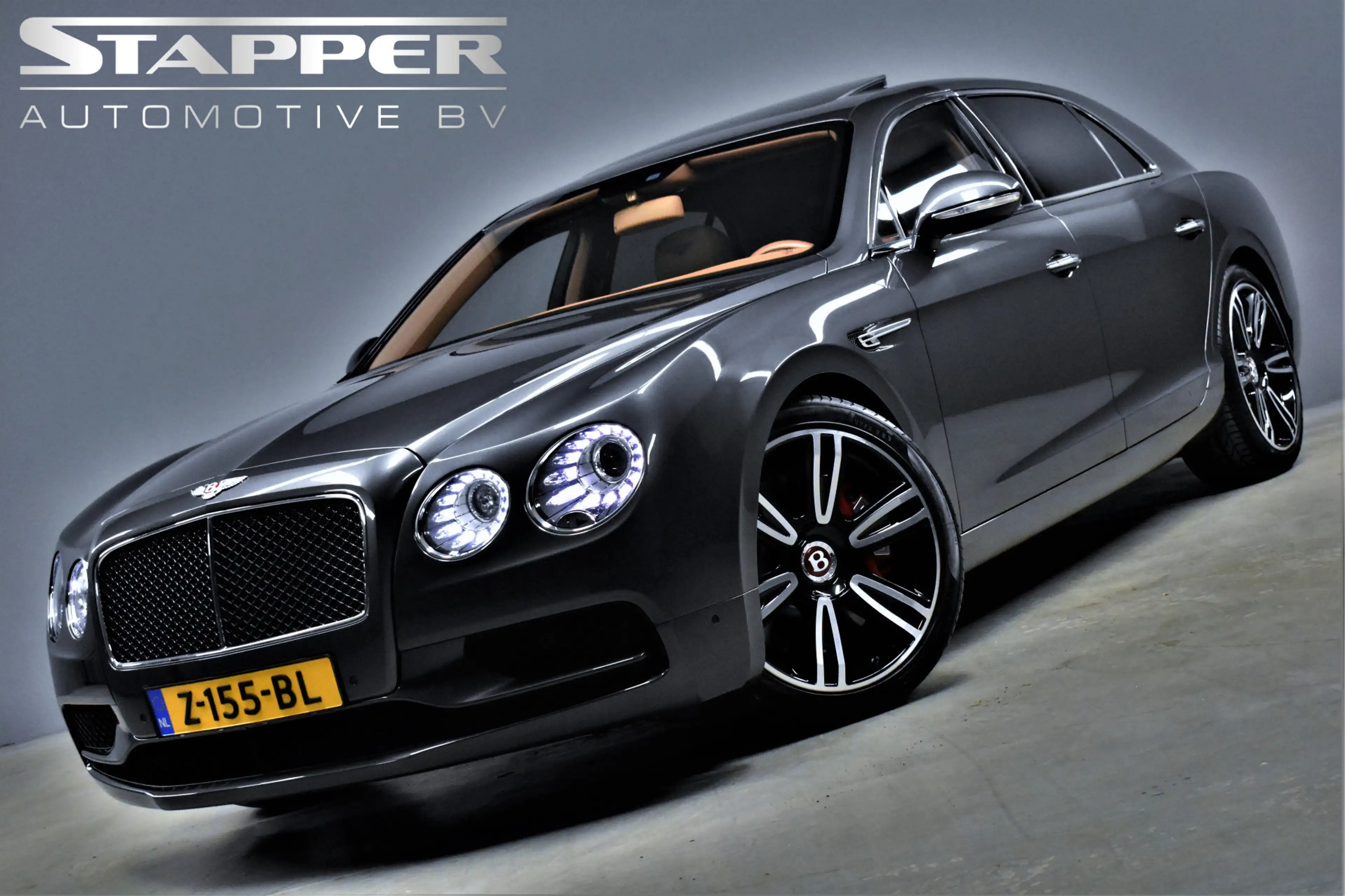 Bentley Flying Spur 4.0 V8 S 528pk Mulliner Dealer-OH Pano/Naim/Keyles — photo 3