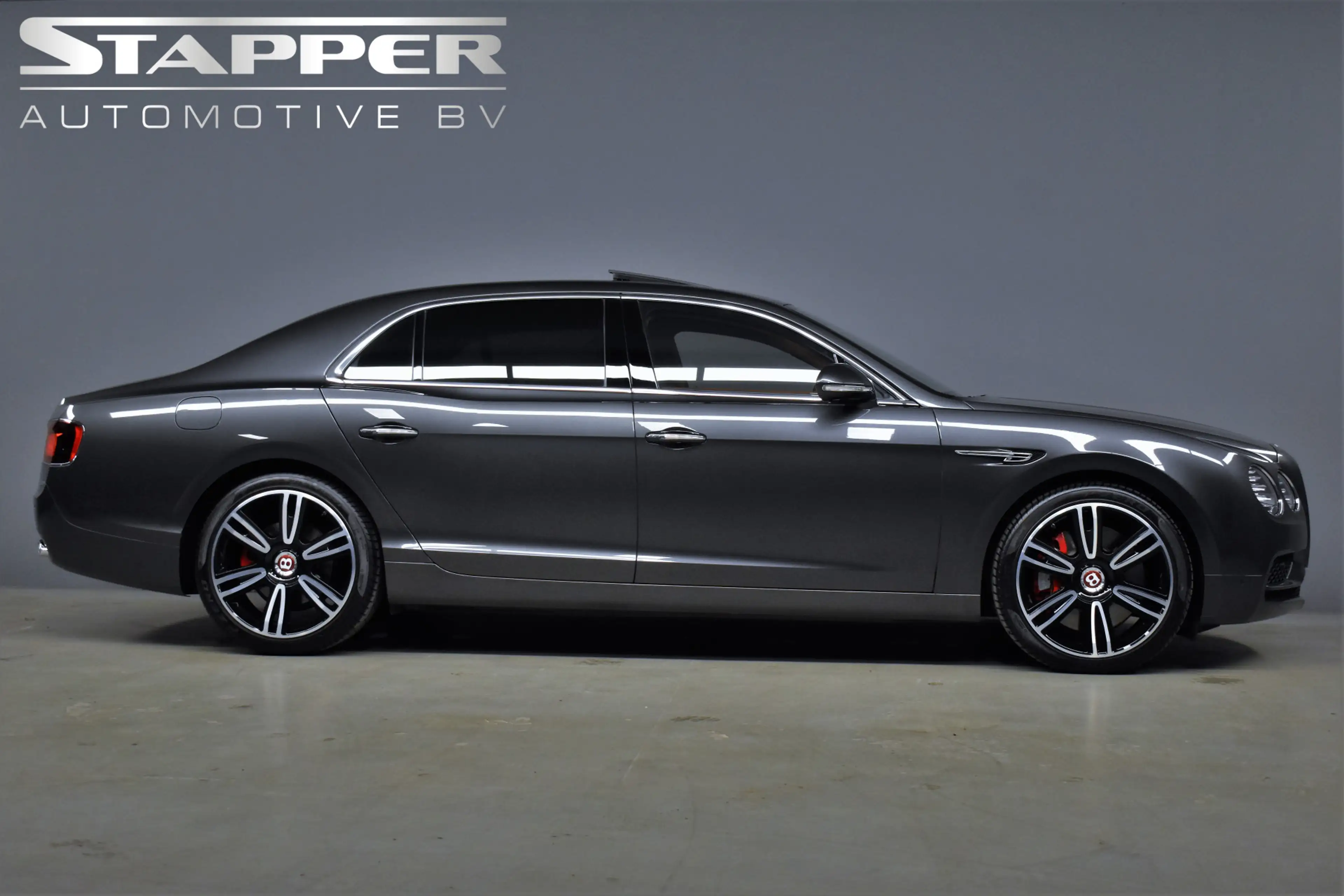 Bentley Flying Spur 4.0 V8 S 528pk Mulliner Dealer-OH Pano/Naim/Keyles — photo 14