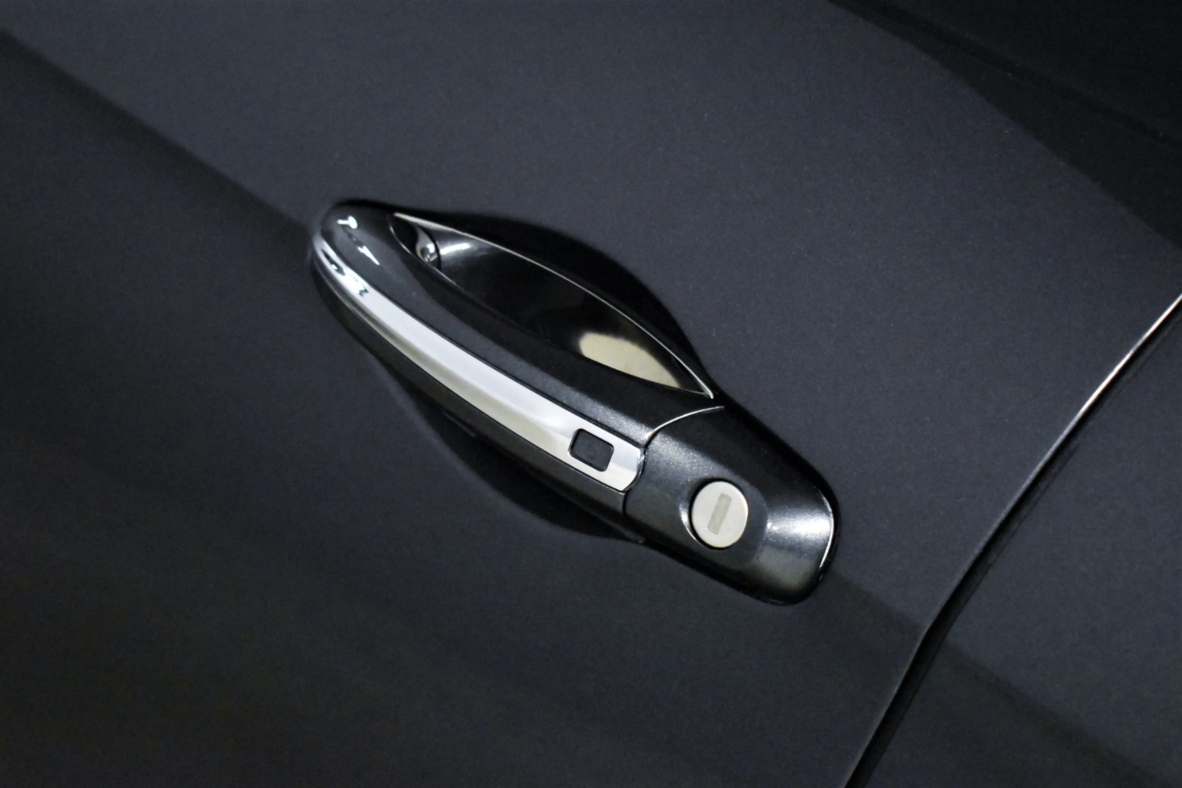 Bentley Flying Spur 4.0 V8 S 528pk Mulliner Dealer-OH Pano/Naim/Keyles — photo 8