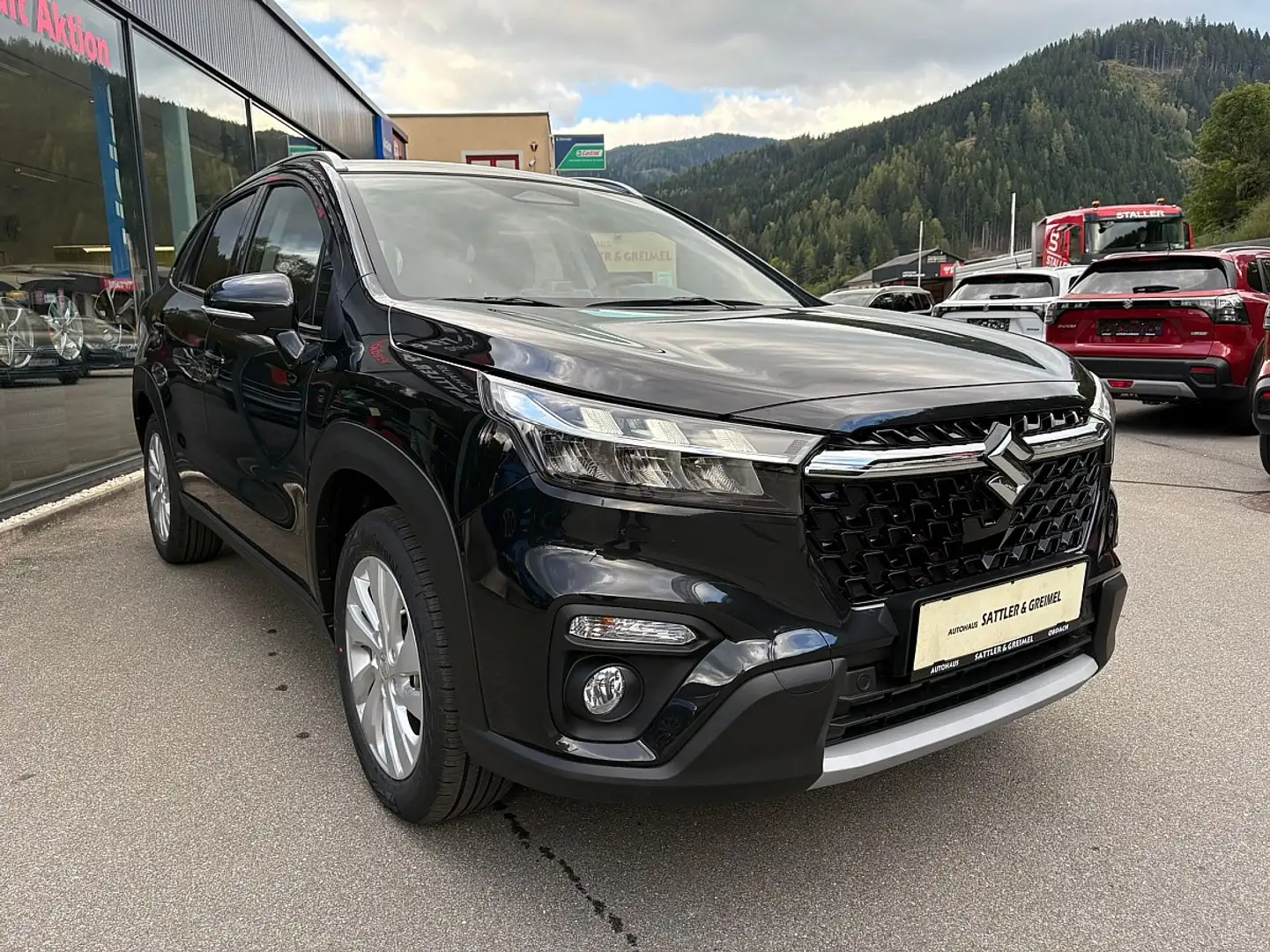 Suzuki S-Cross 1,4 Hybrid ALLGRIP Shine Automatik Zwart - 2