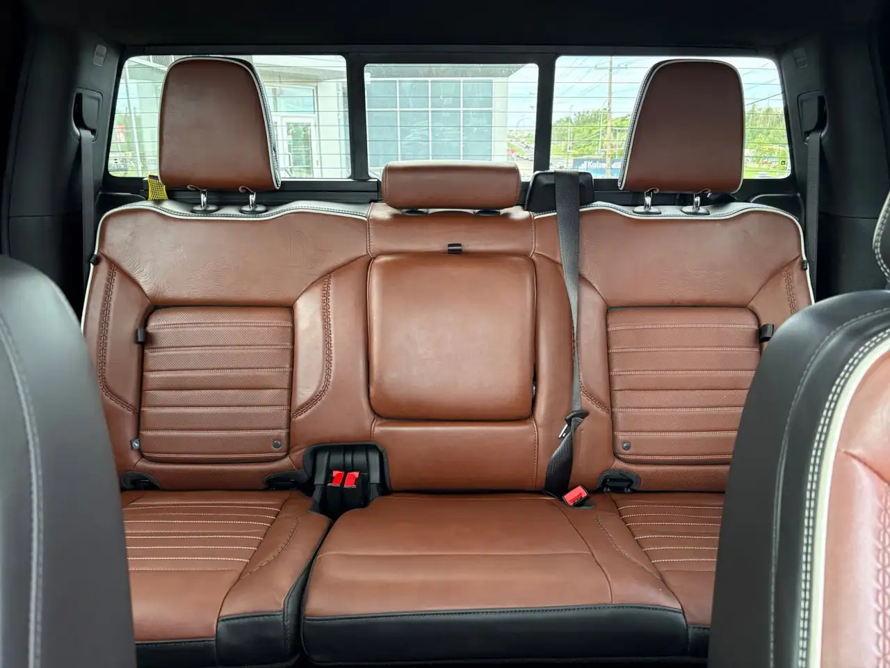 GMC Sierra 3500HD снимка GMC Sierra 3500HD