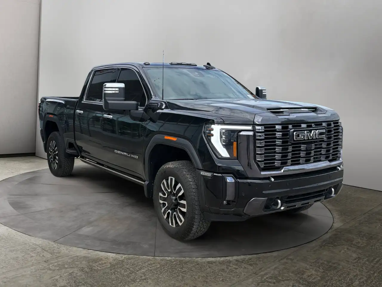 GMC Sierra 3500HD снимка GMC Sierra 3500HD