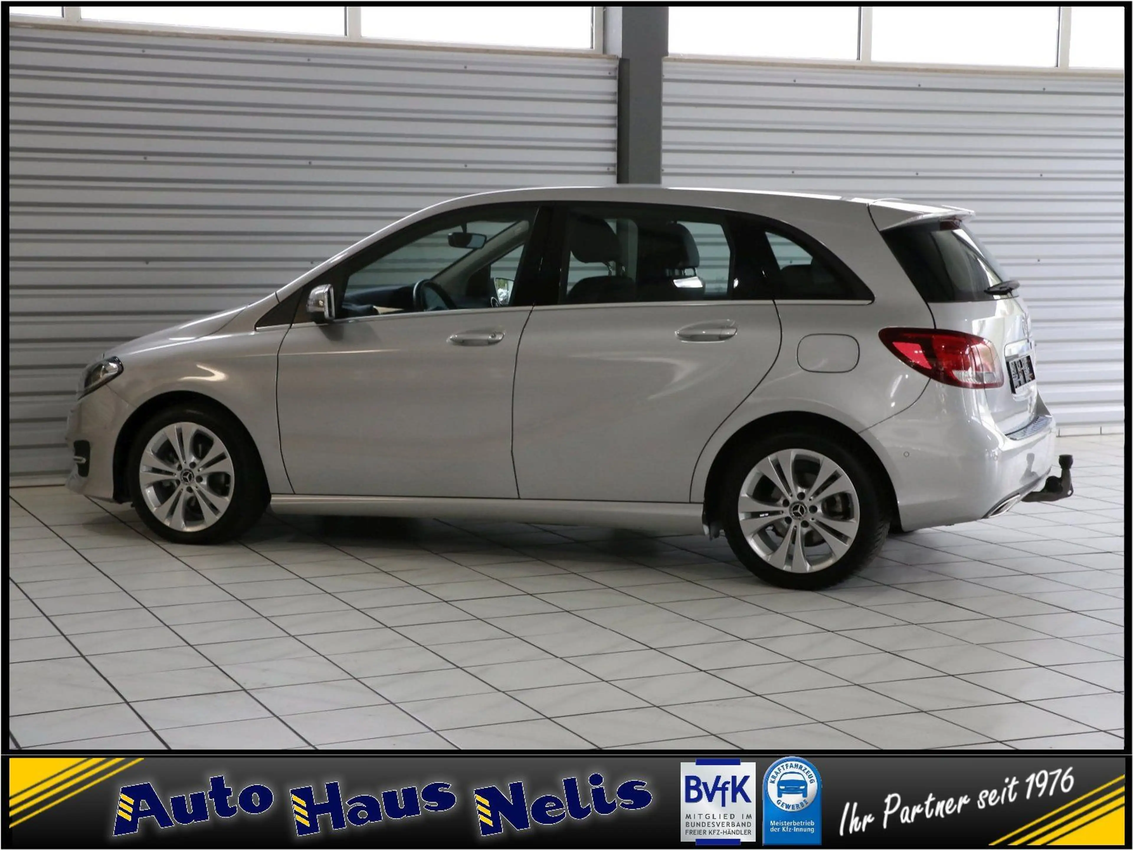 Mercedes-Benz B 180 CDI Sports Tourer Navi KeylessStart AHK Ra — photo 7