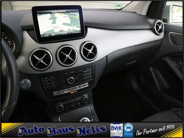 Mercedes-Benz B-Class view 18