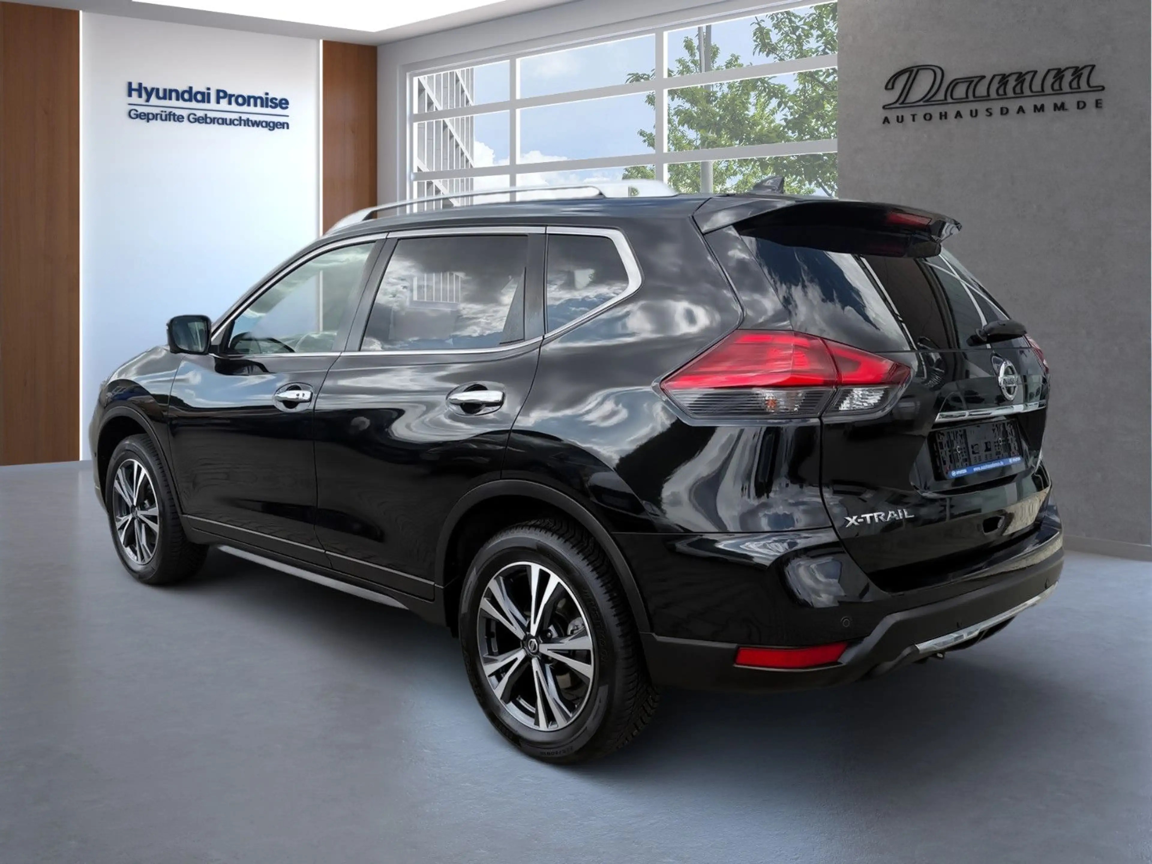 Nissan X-Trail N-Connecta — photo 4