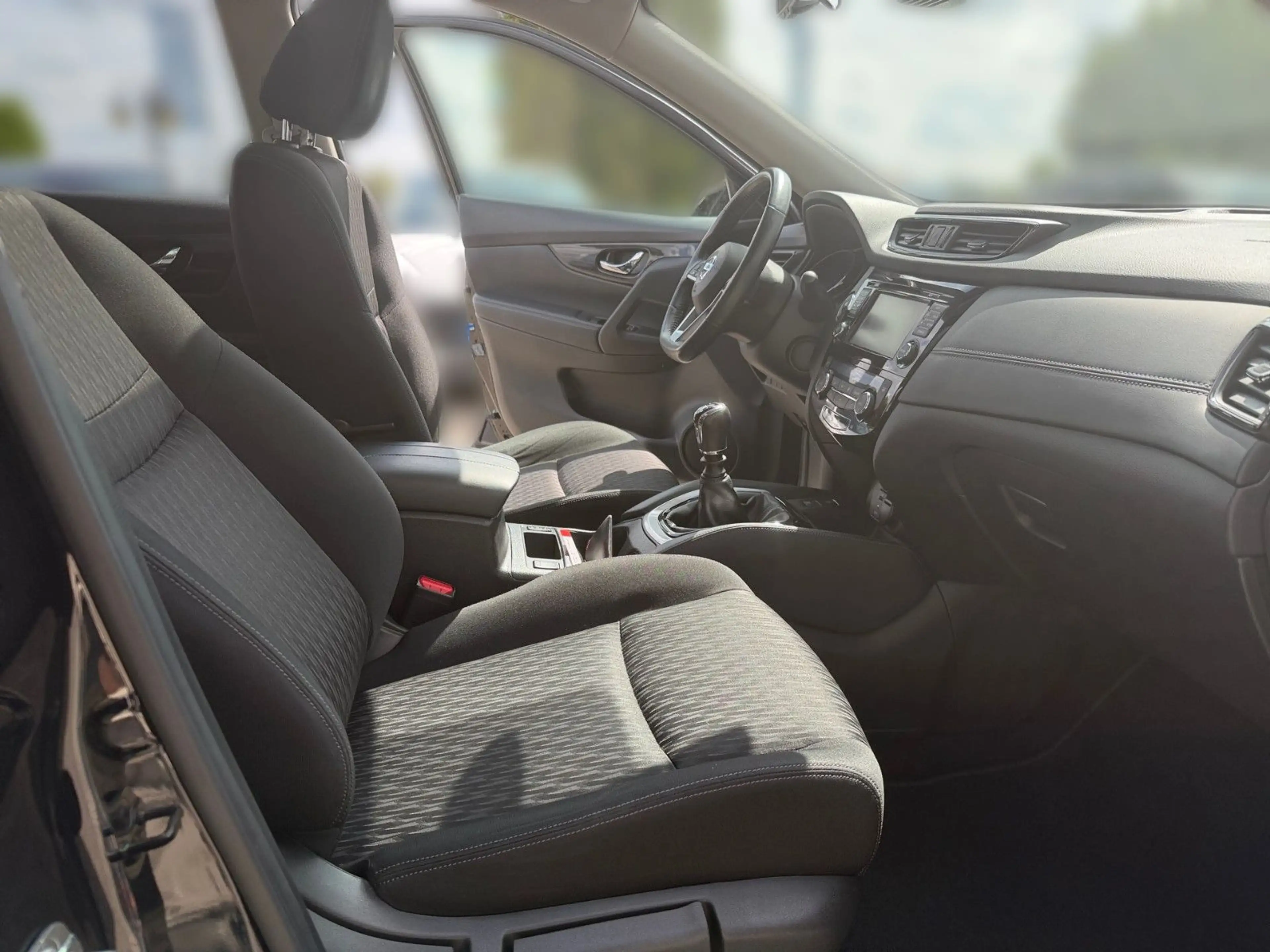 Nissan X-Trail N-Connecta — photo 14