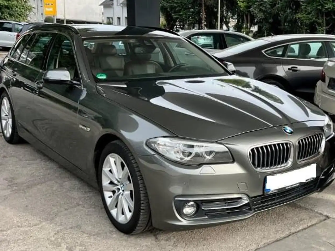 BMW 520