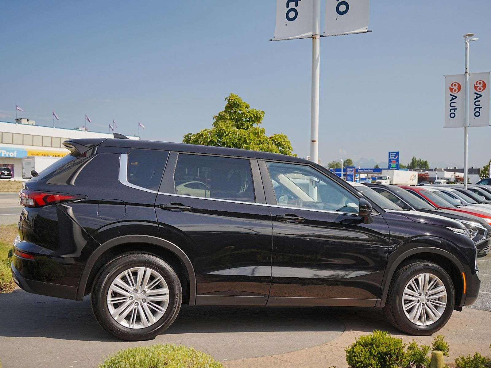 2024 Mitsubishi Outlander