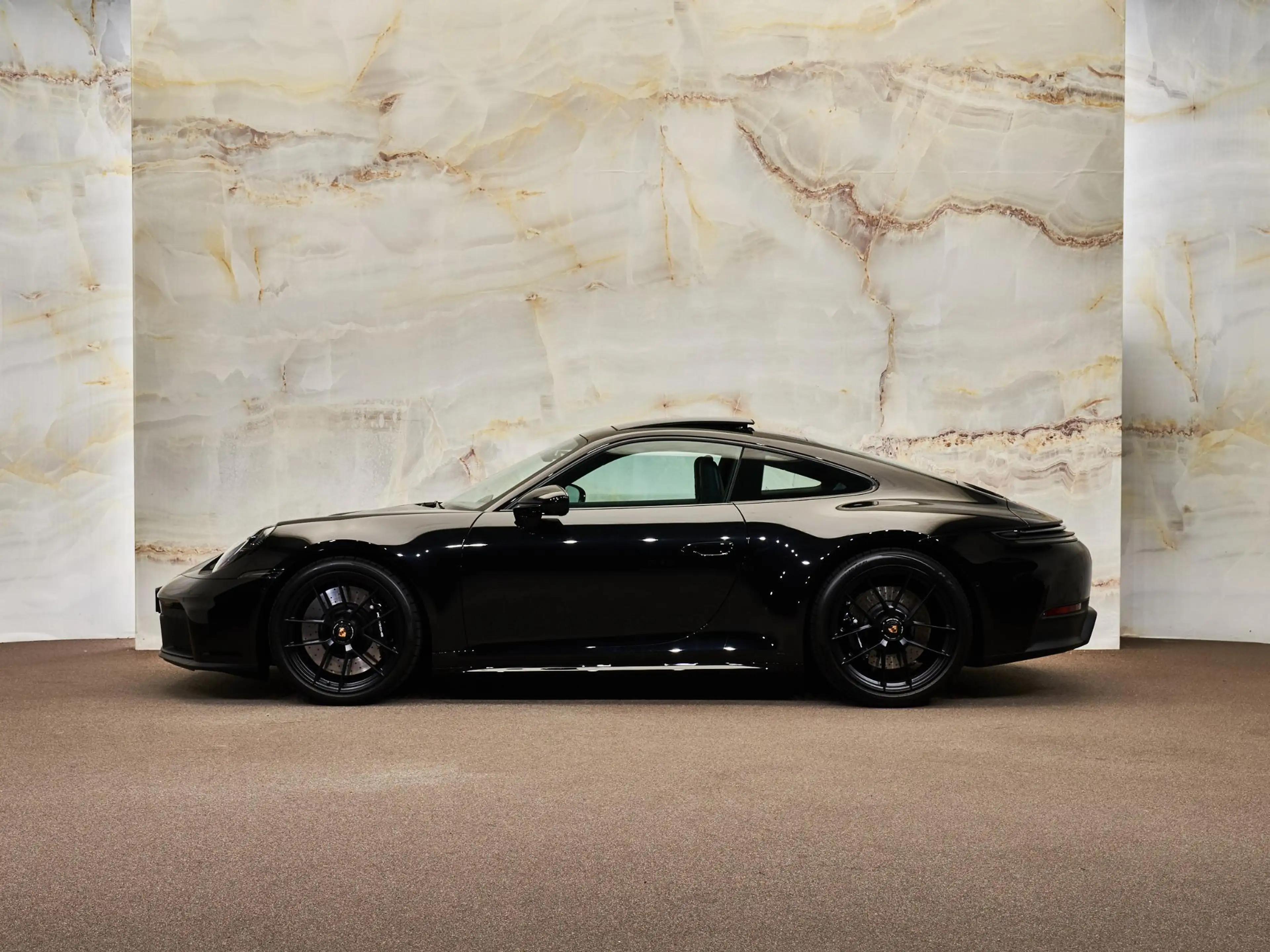 Porsche 992 3.6 T-Hybrid Carrera GTS , noselift, pano, Bose, I — photo 2