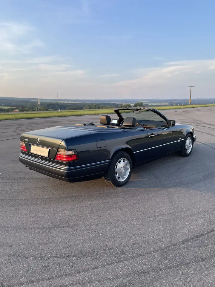 Mercedes-Benz E 220 Sportline, foto 12