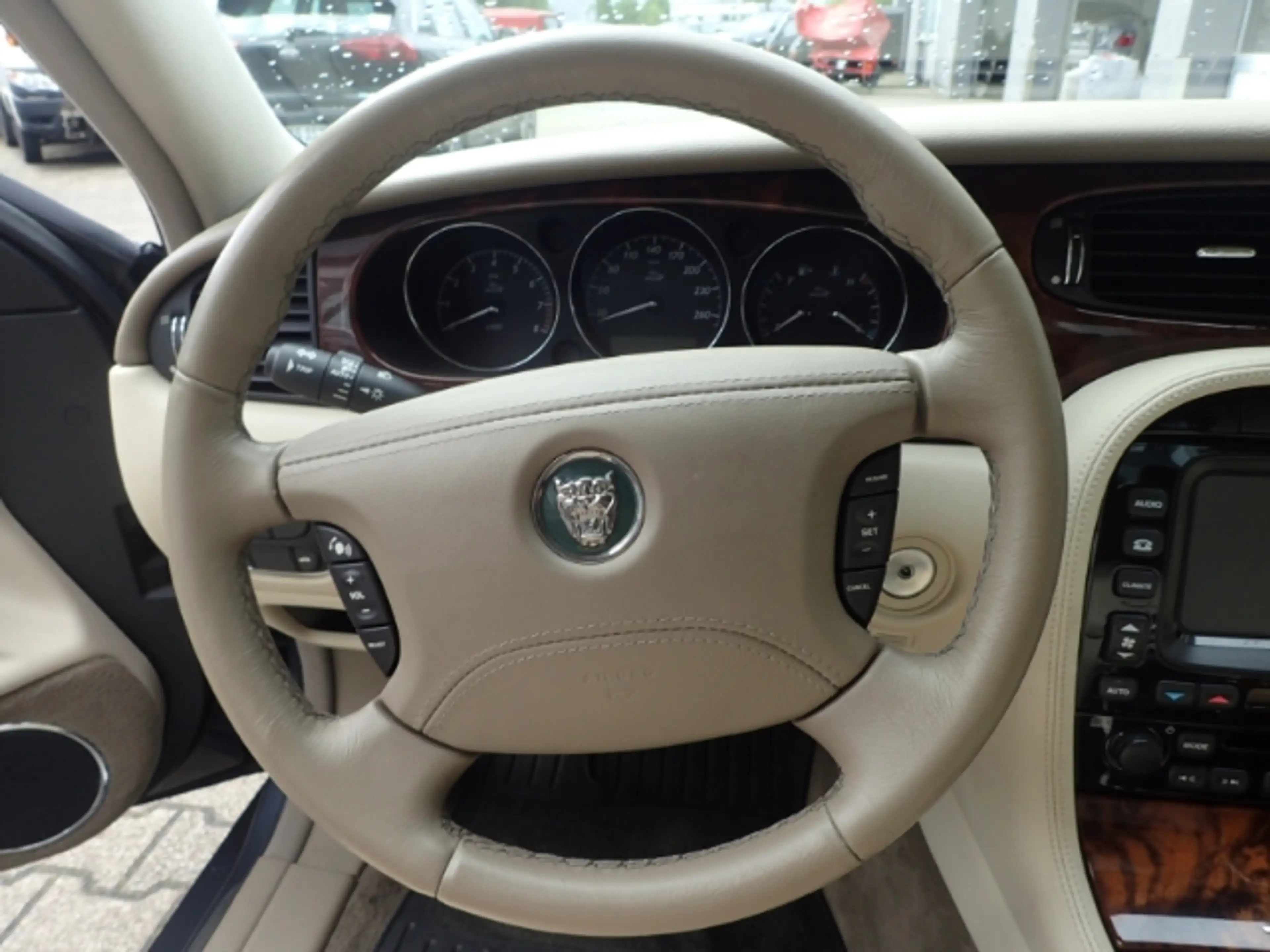 Jaguar XJ 3.5 V8 Luftfederung AD Navi Memory Sitze Xenon Meh — photo 11