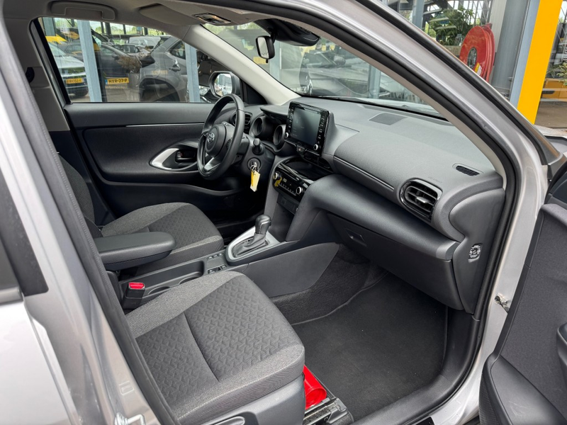 Toyota Yaris Cross 1.5 Hybrid Comfort- Navi - camera - all season — photo 18