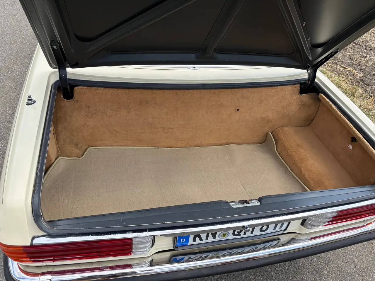 Mercedes-Benz SL 380 Cabriolet, foto 11