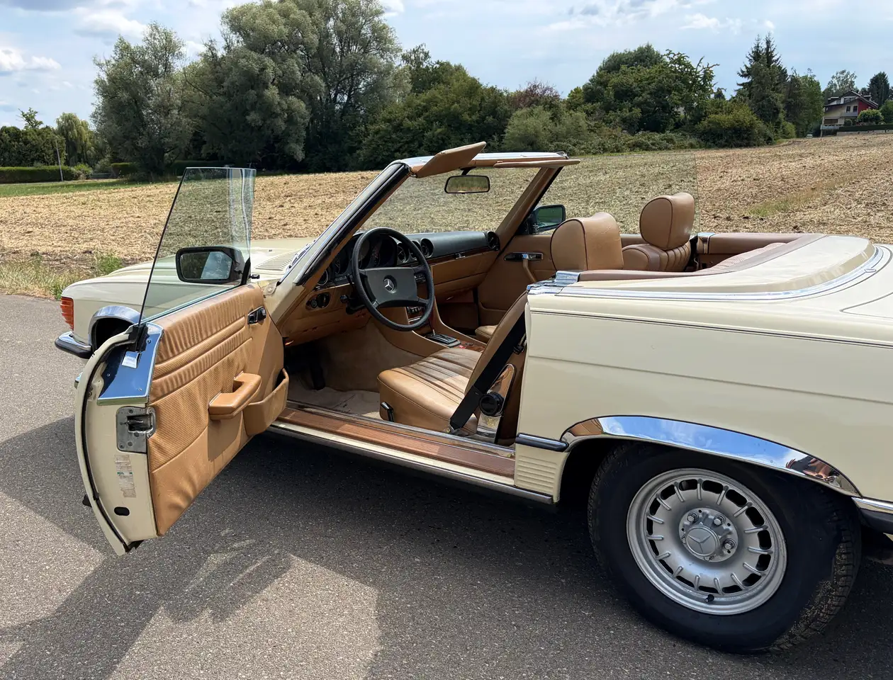 Mercedes-Benz SL 380 Cabriolet, foto 2