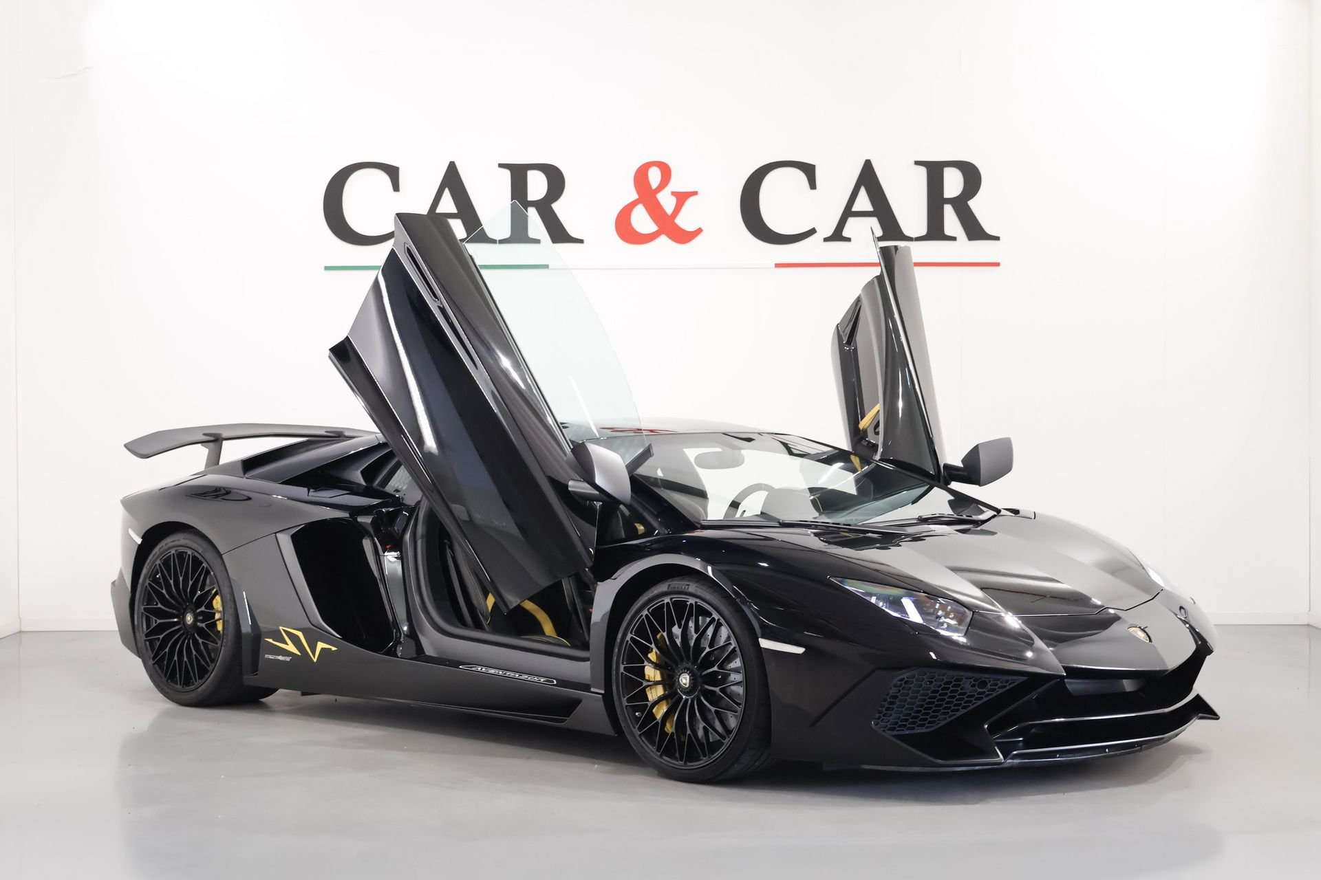 Lamborghini Aventador