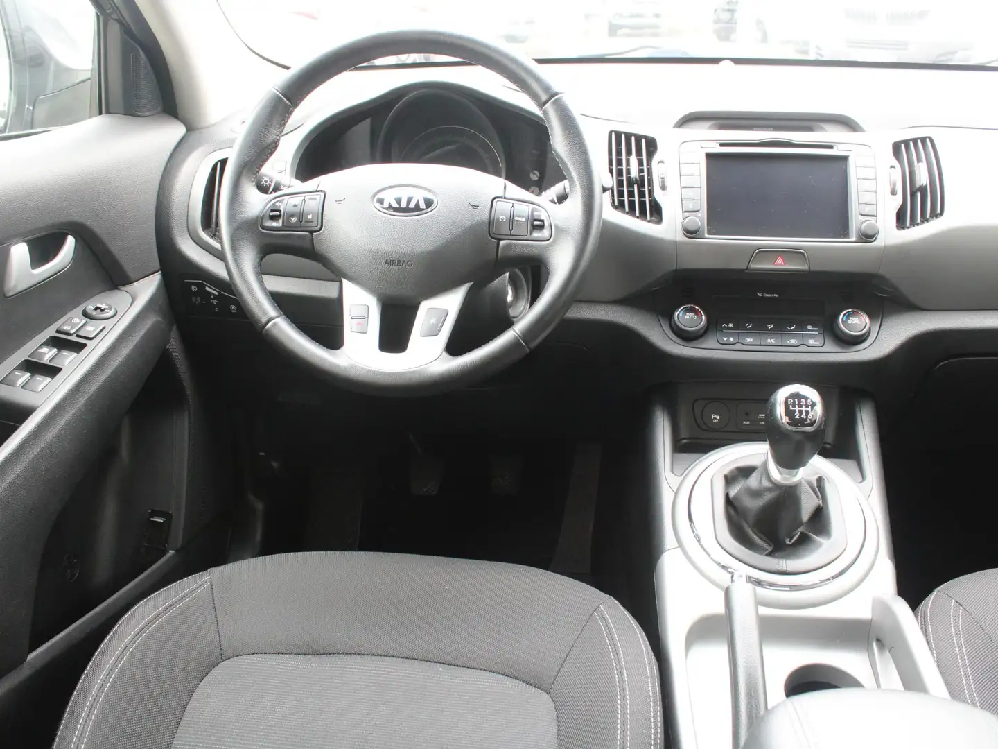 Kia Sportage 1.6 GDI X-treme ComfortLine | NAVIGATIE | ACHTERUI Grijs - 2