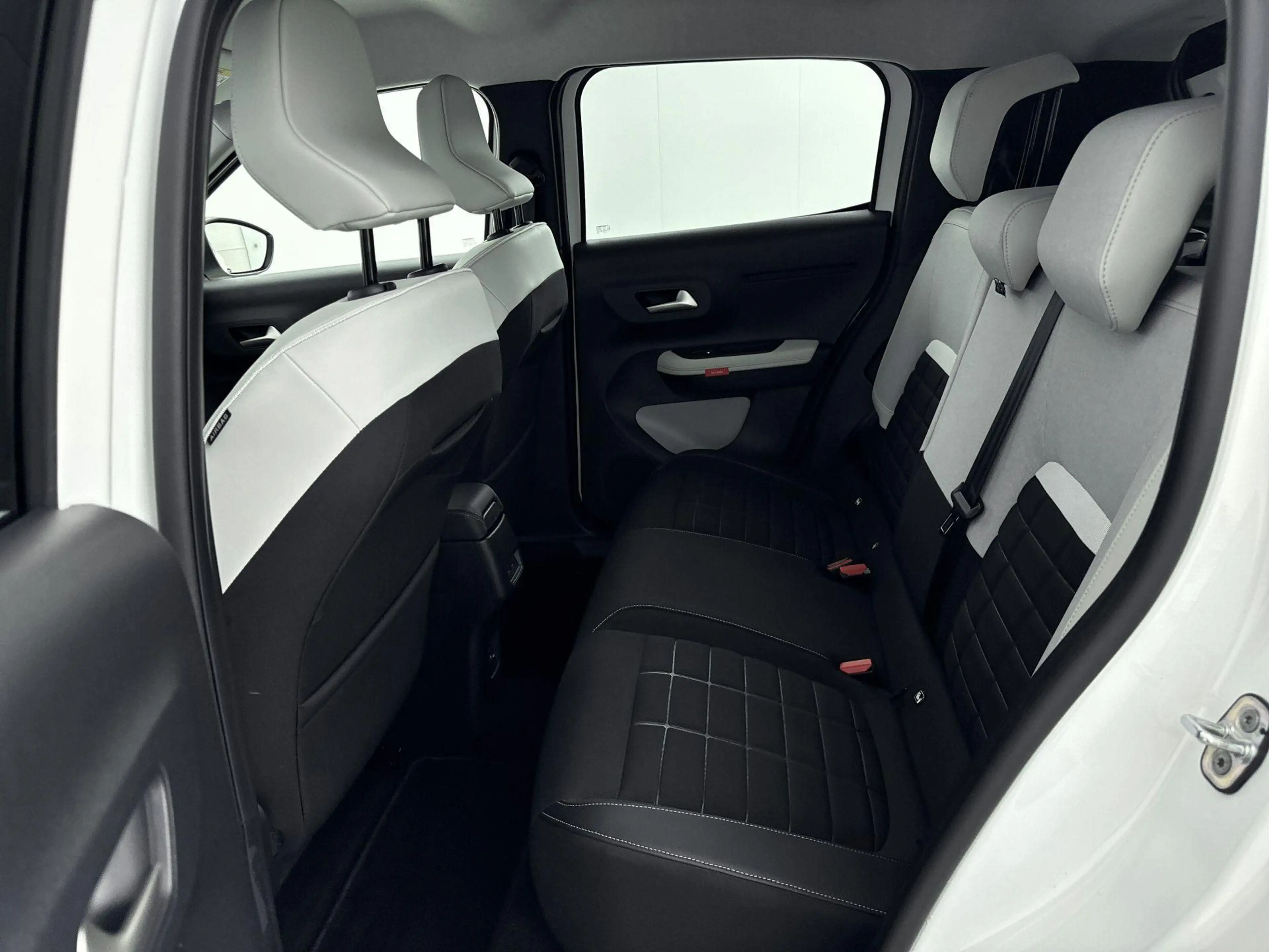 Citroen E-C3 Max 113pk 44 kWh — photo 4