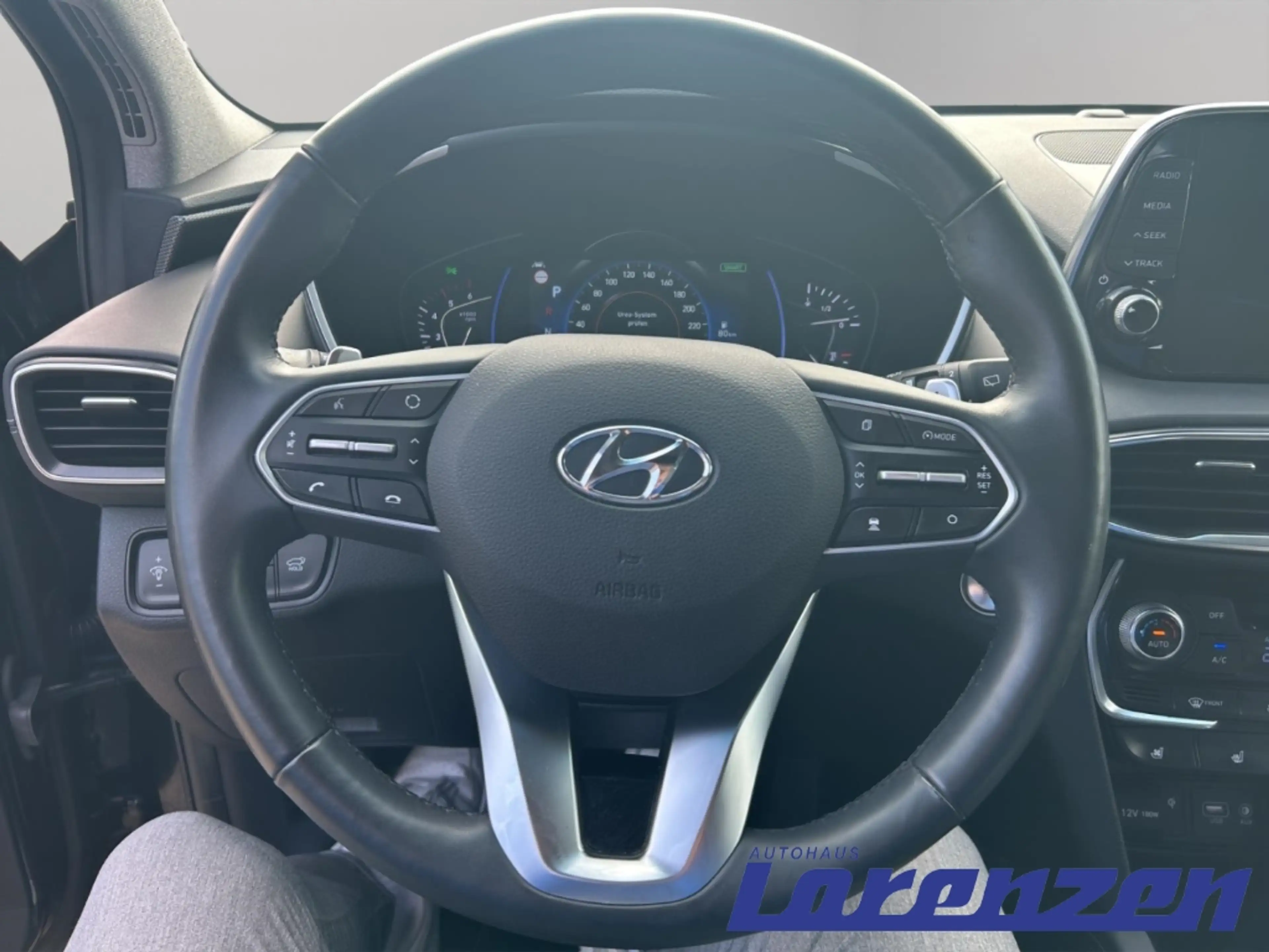 Hyundai SANTA FE Premium 2.2 CRDi 4WD 8AT Navi Soundsystem Klimasit — photo 13
