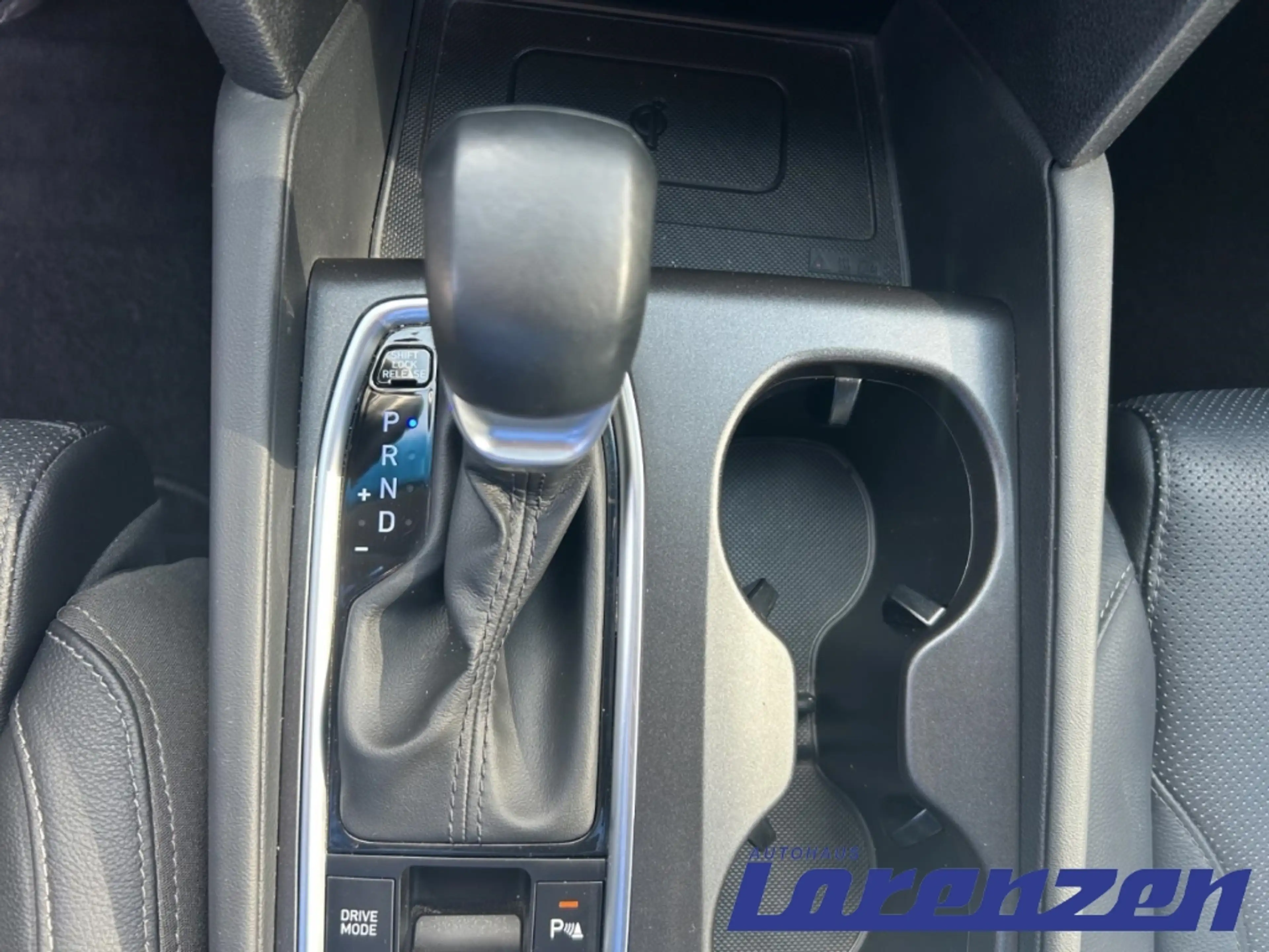 Hyundai SANTA FE Premium 2.2 CRDi 4WD 8AT Navi Soundsystem Klimasit — photo 14