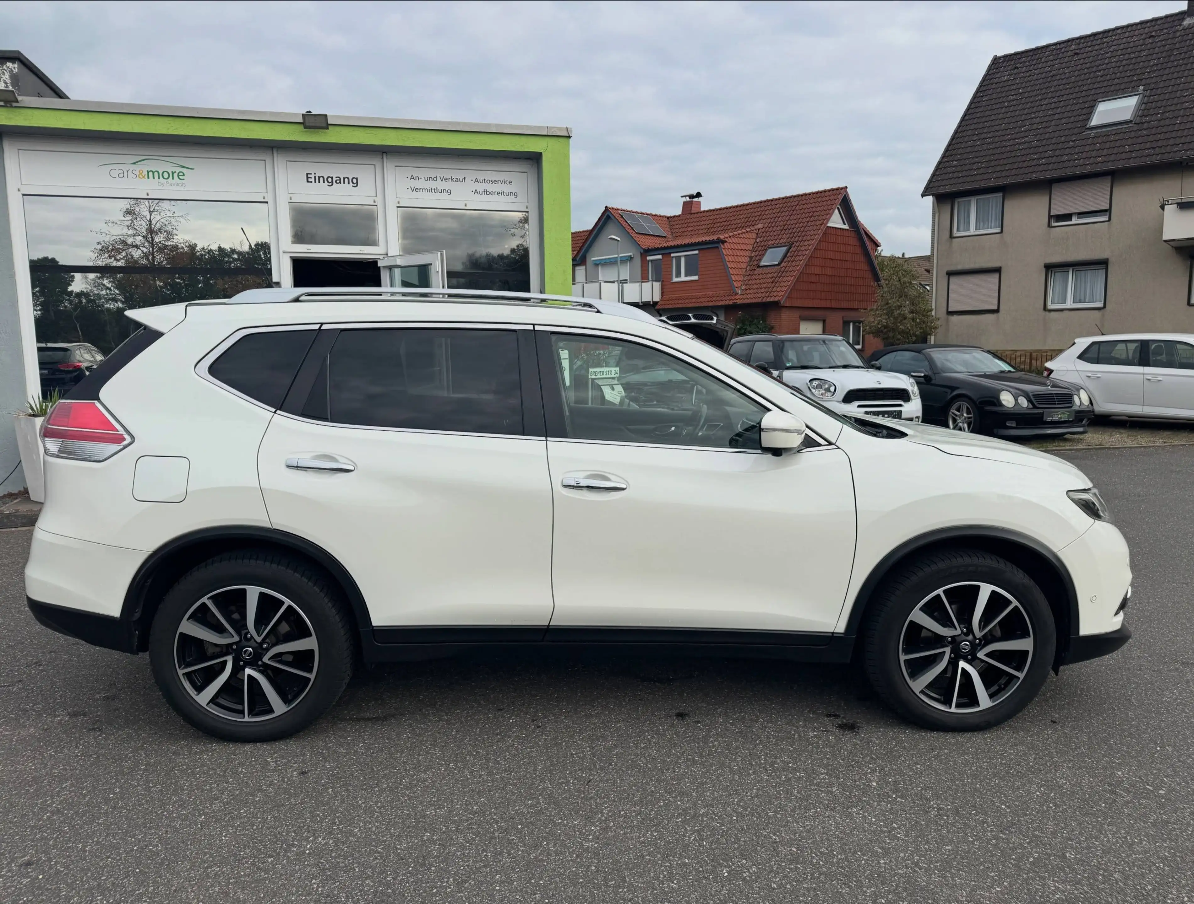 Nissan X-Trail Tekna 4x4 — photo 8