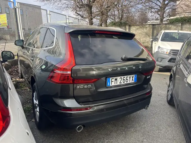Volvo XC60 2.0 d4 R-design geartronic