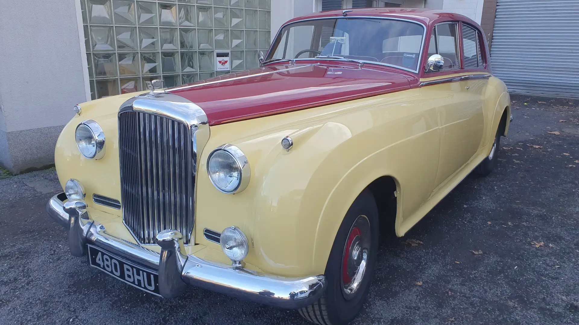 Bentley S1 V 6 Zylinder Beige - 1