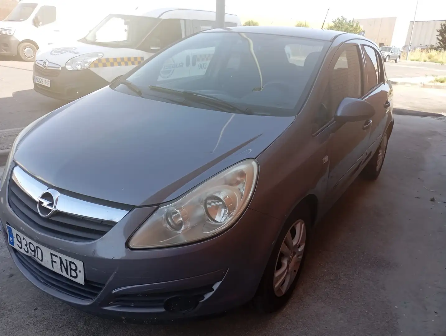 Opel Corsa Corsa 1.3CDTi Enjoy Enjoy Gris - 2