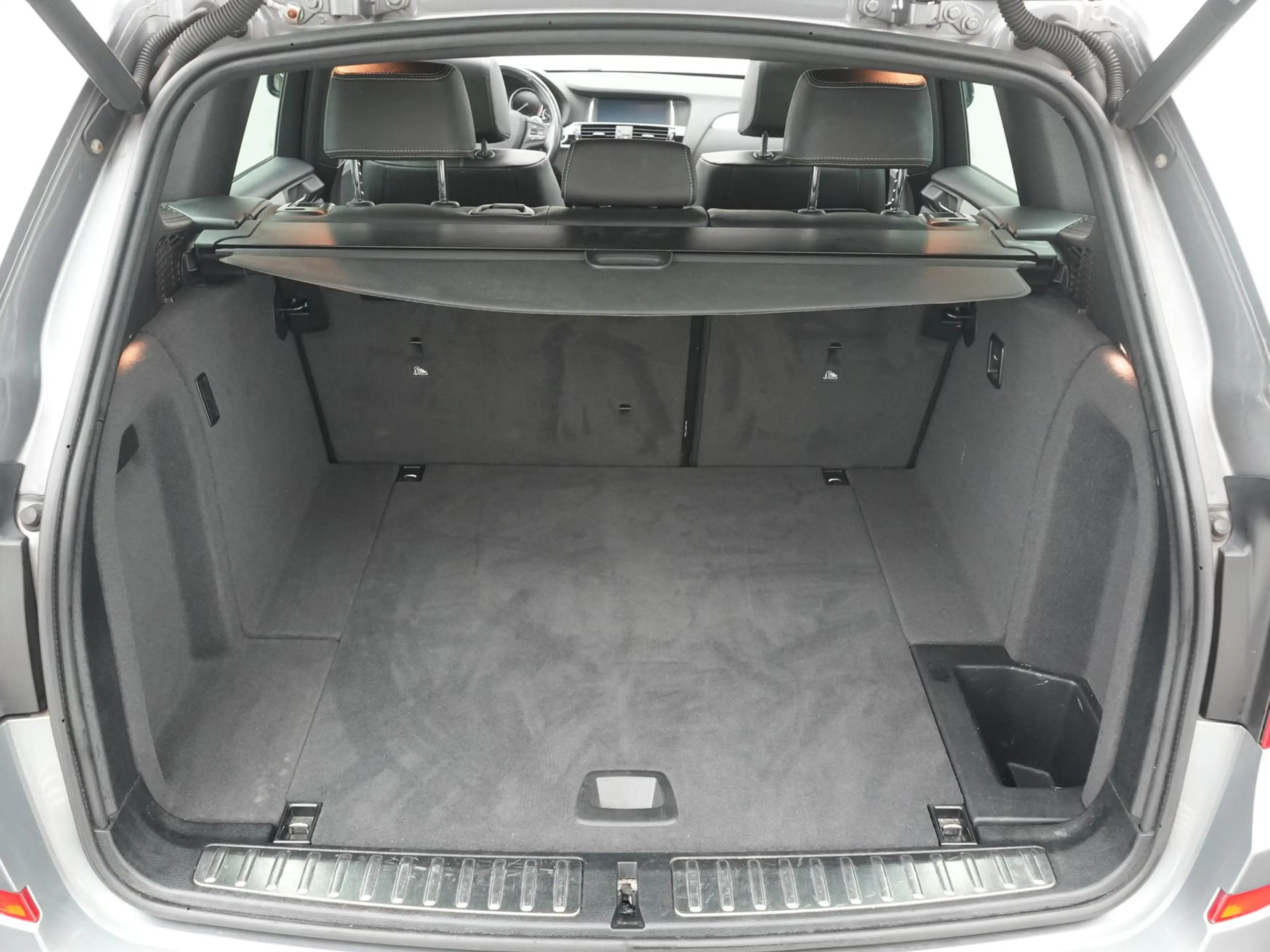 BMW X3 xDrive 20d M-Sport,BI-XENON,AHK,HUD,ACC,MEMO — photo 8