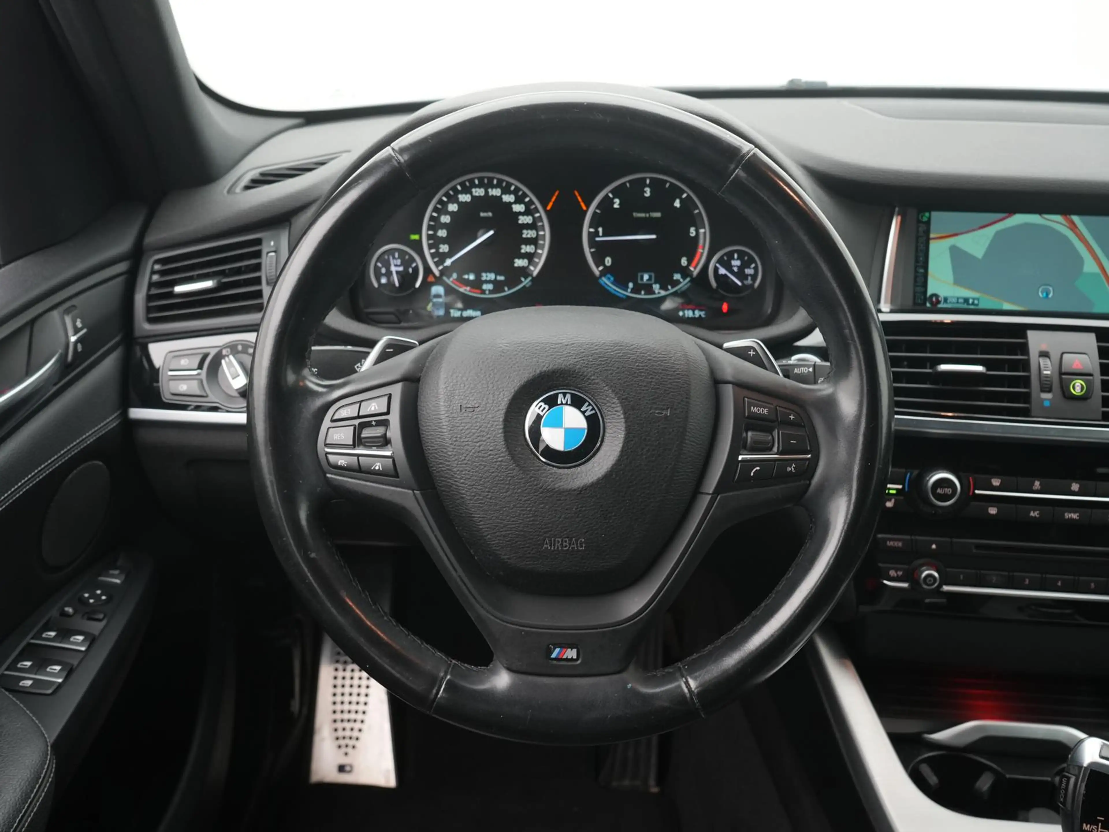BMW X3 xDrive 20d M-Sport,BI-XENON,AHK,HUD,ACC,MEMO — photo 10