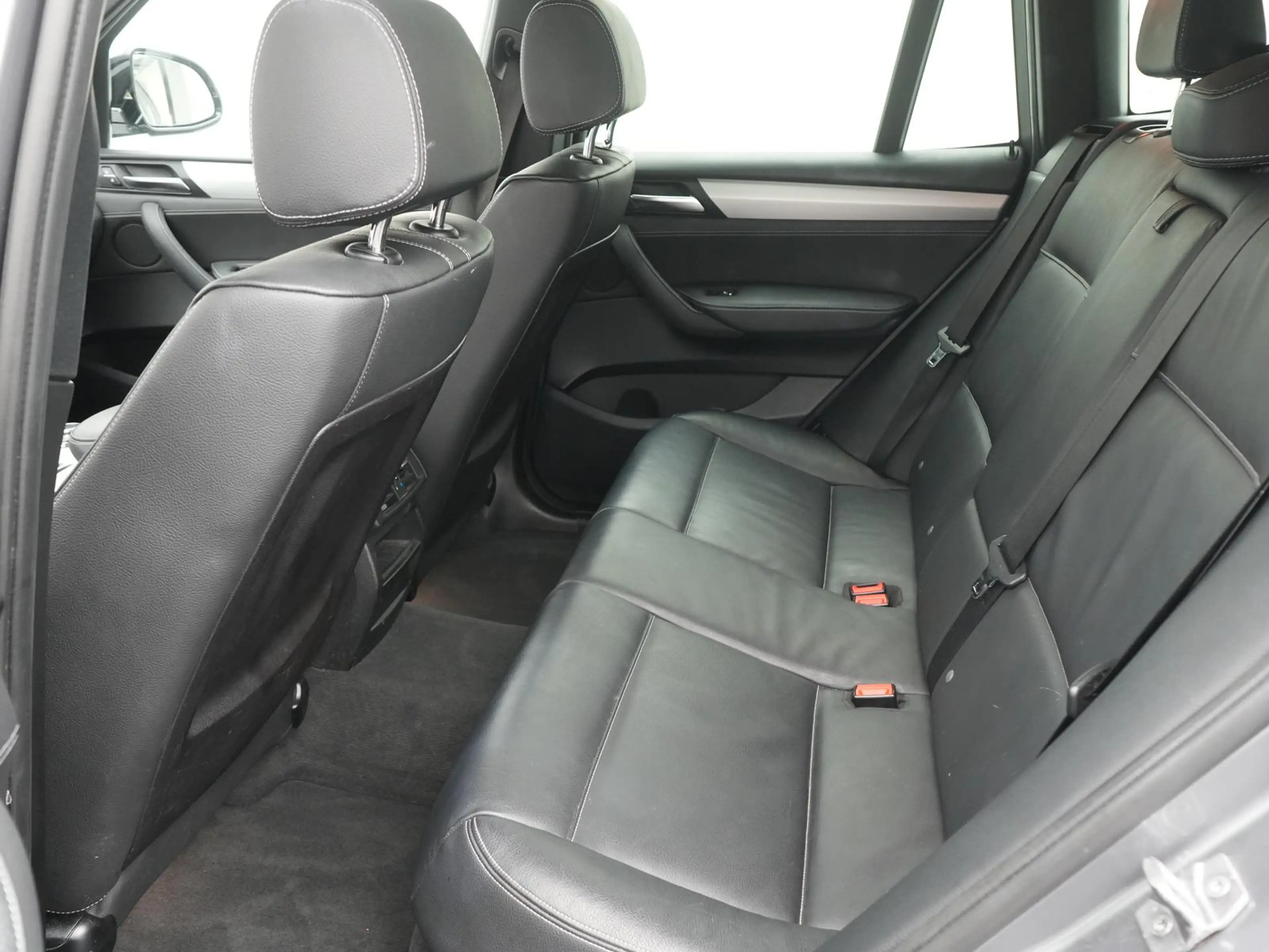 BMW X3 xDrive 20d M-Sport,BI-XENON,AHK,HUD,ACC,MEMO — photo 7