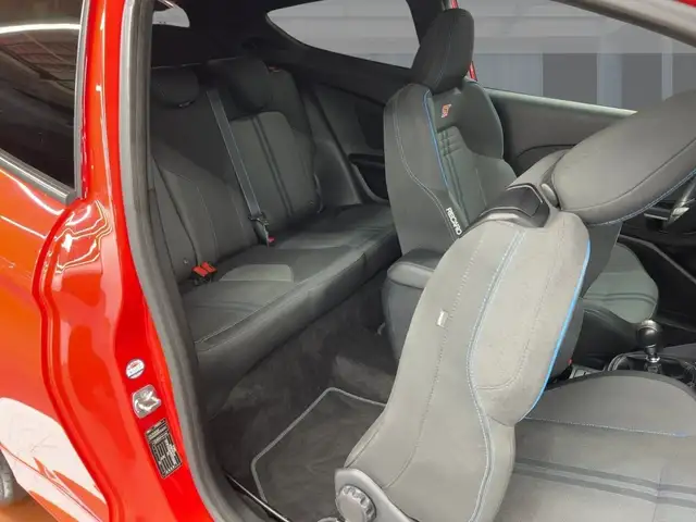 Ford Fiesta view 9