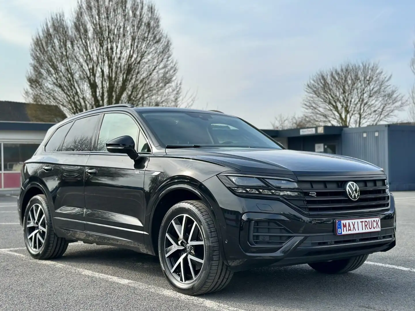 Volkswagen Touareg Atmosphere V6- 49.500€ - Leasing 1.337€/M Negro - 2
