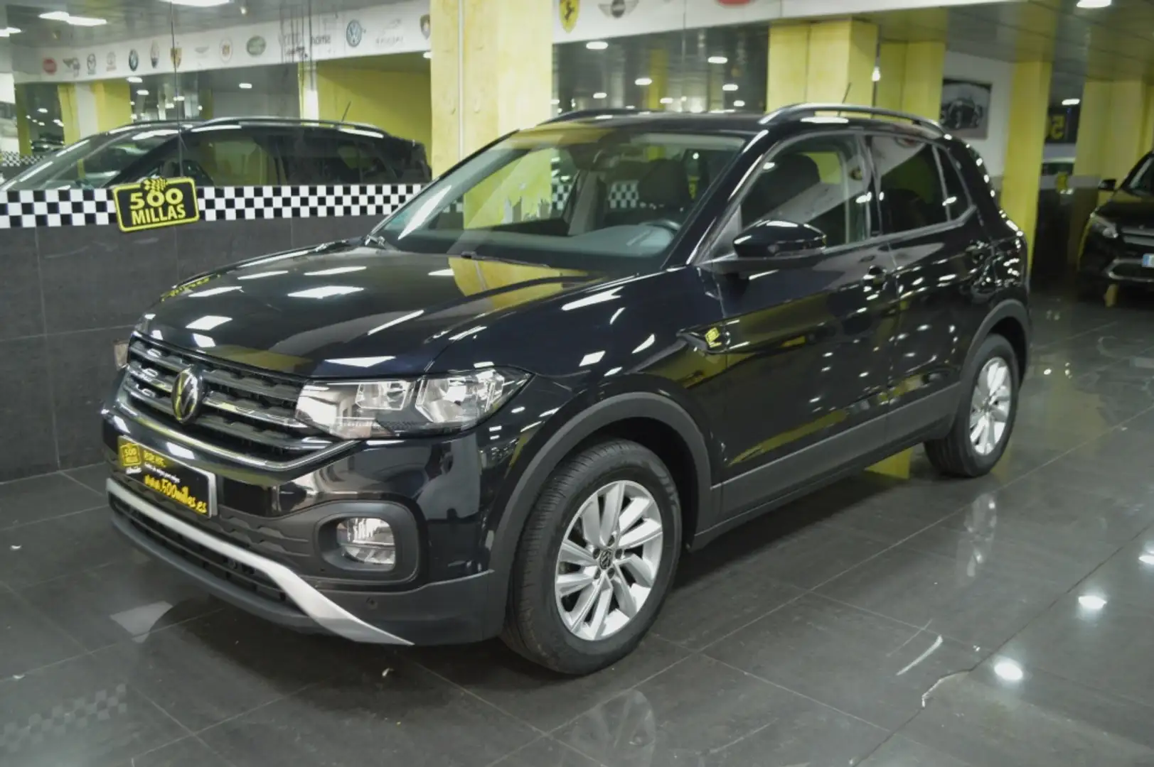 Volkswagen T-Cross 1.0 TSI Advance DSG7 81kW Negro - 1