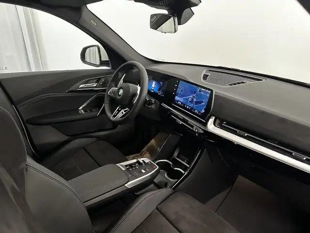 BMW X1 view 9