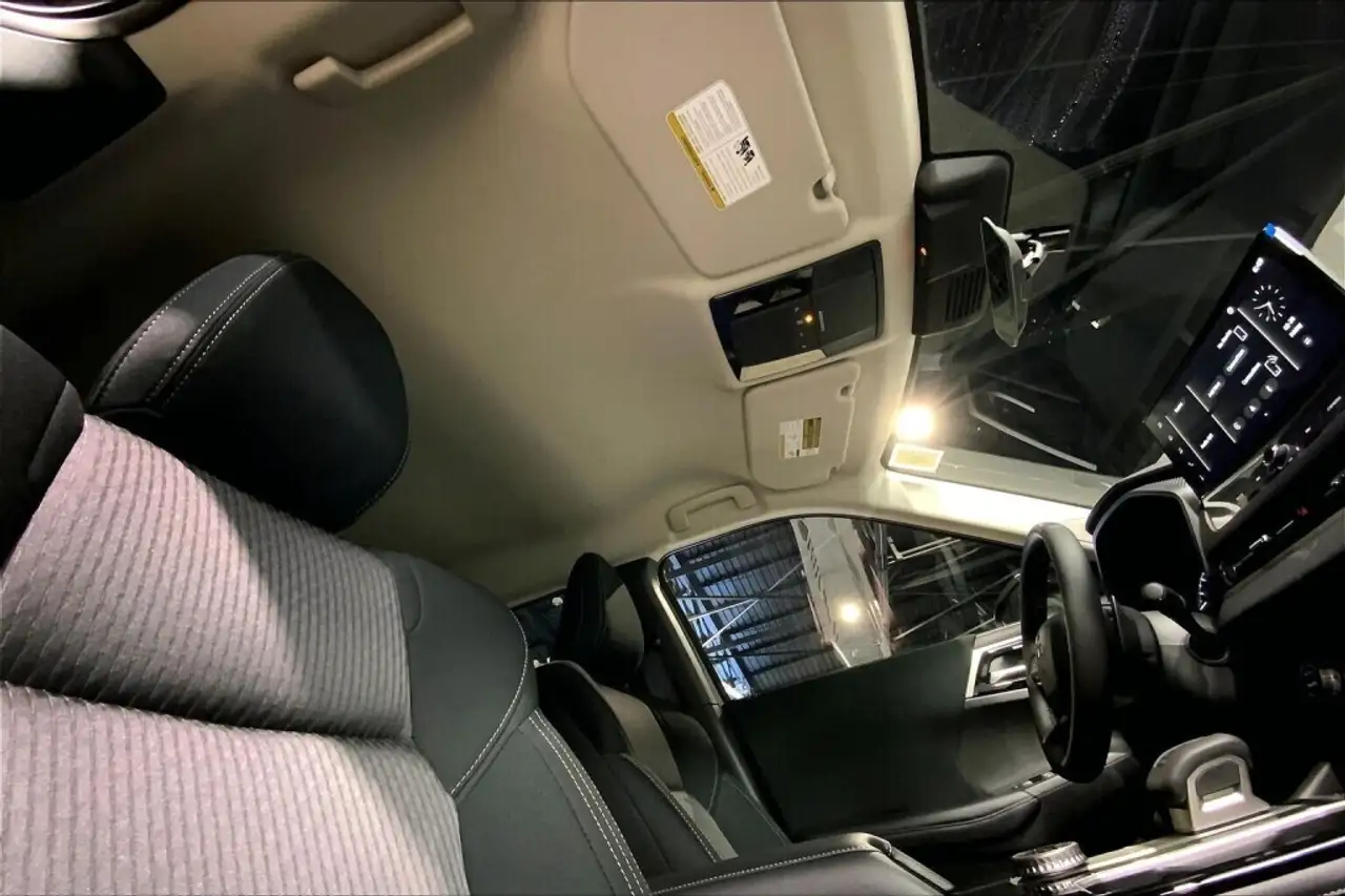 Mitsubishi Outlander снимка Mitsubishi Outlander