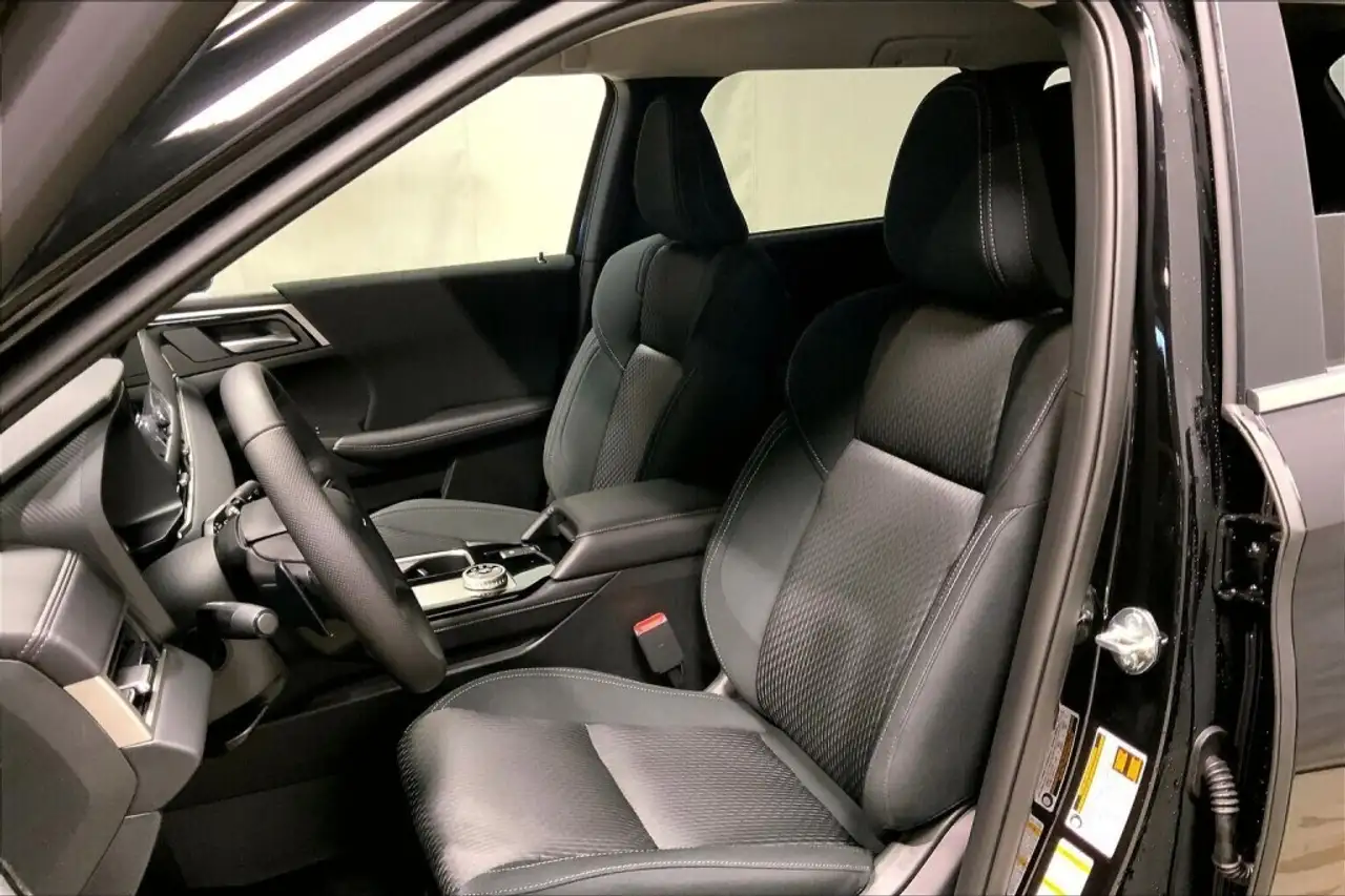 Mitsubishi Outlander снимка Mitsubishi Outlander