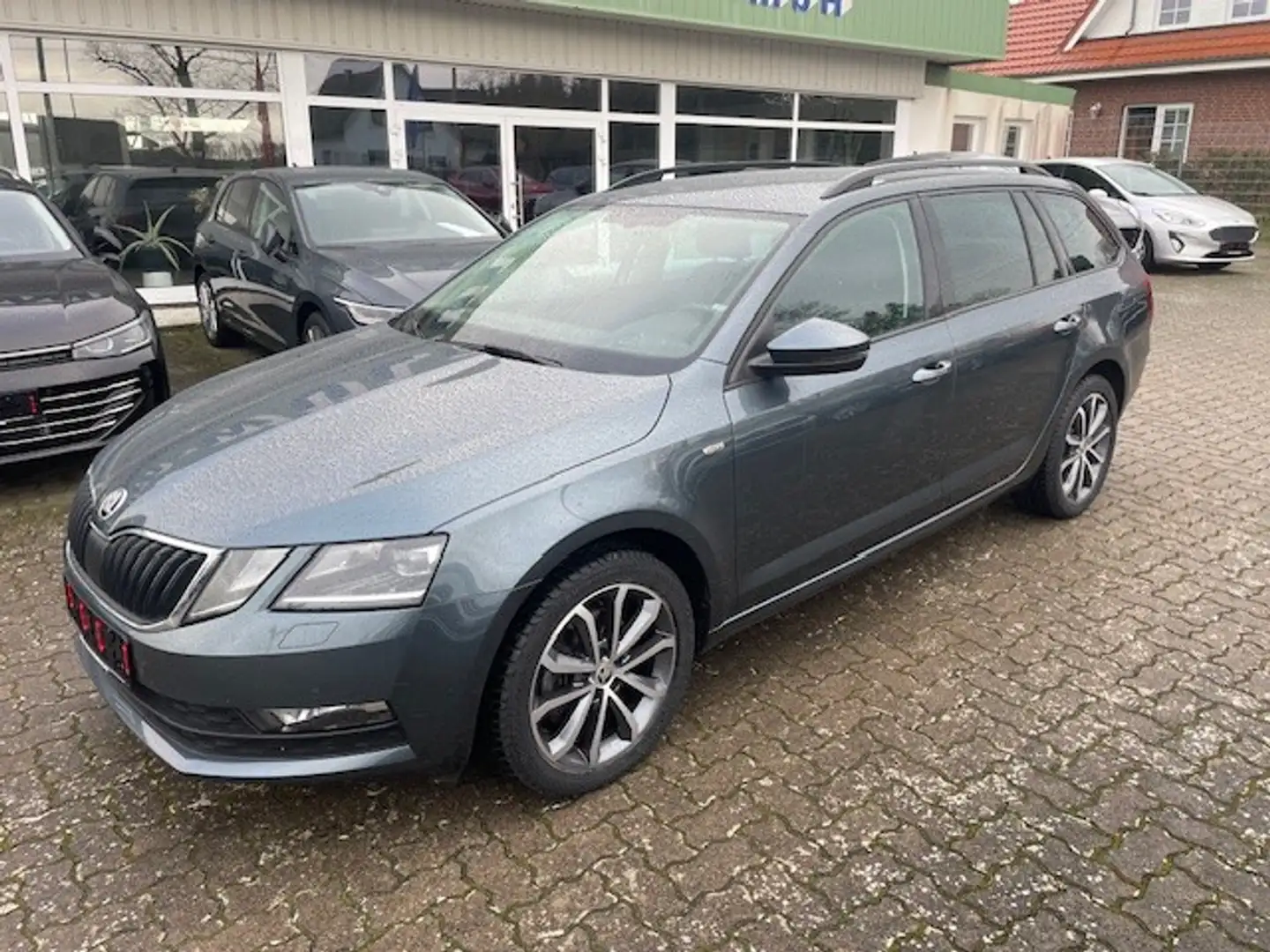 Skoda Octavia 1.5 TSI Kombi Soleil Navi RFK 6-Gang Grigio - 2
