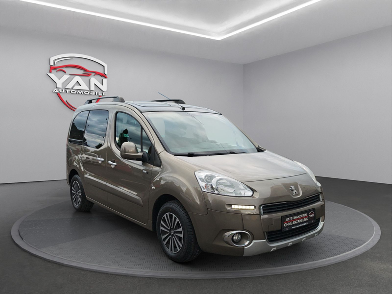 Peugeot Partner Style 1.6 HDI *Klima*Panorama*PDC — photo 3