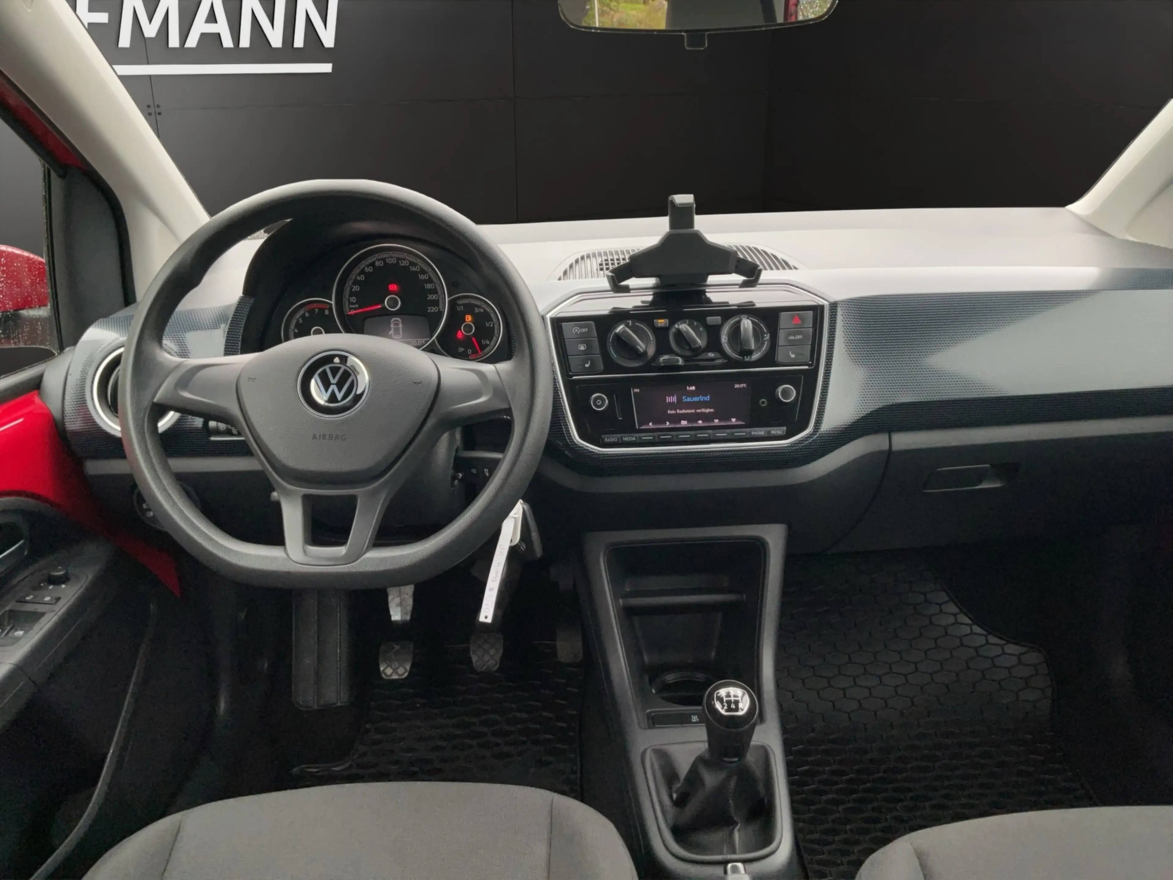 Volkswagen up! 1.0 Move Klima+SHZ+DAB+Servo — photo 11
