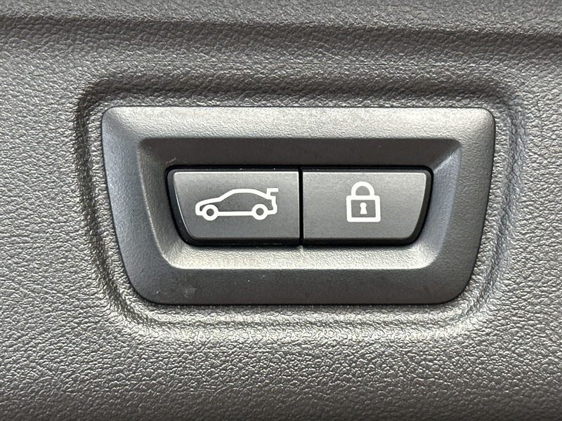 BMW 330 Touring xDrive M-Sport NAV+LASER+360°+HUD — photo 7