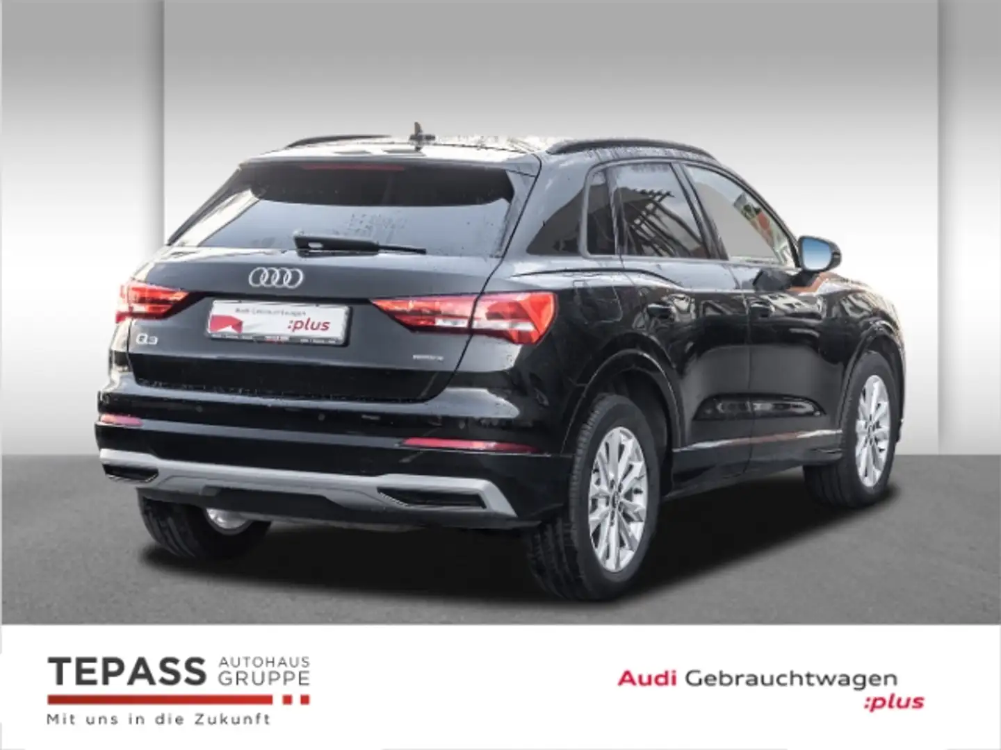 Audi Q3 40 TFSI QUATTRO S TRONIC ADVANCED ACC PANO MMI PDC Zwart - 2