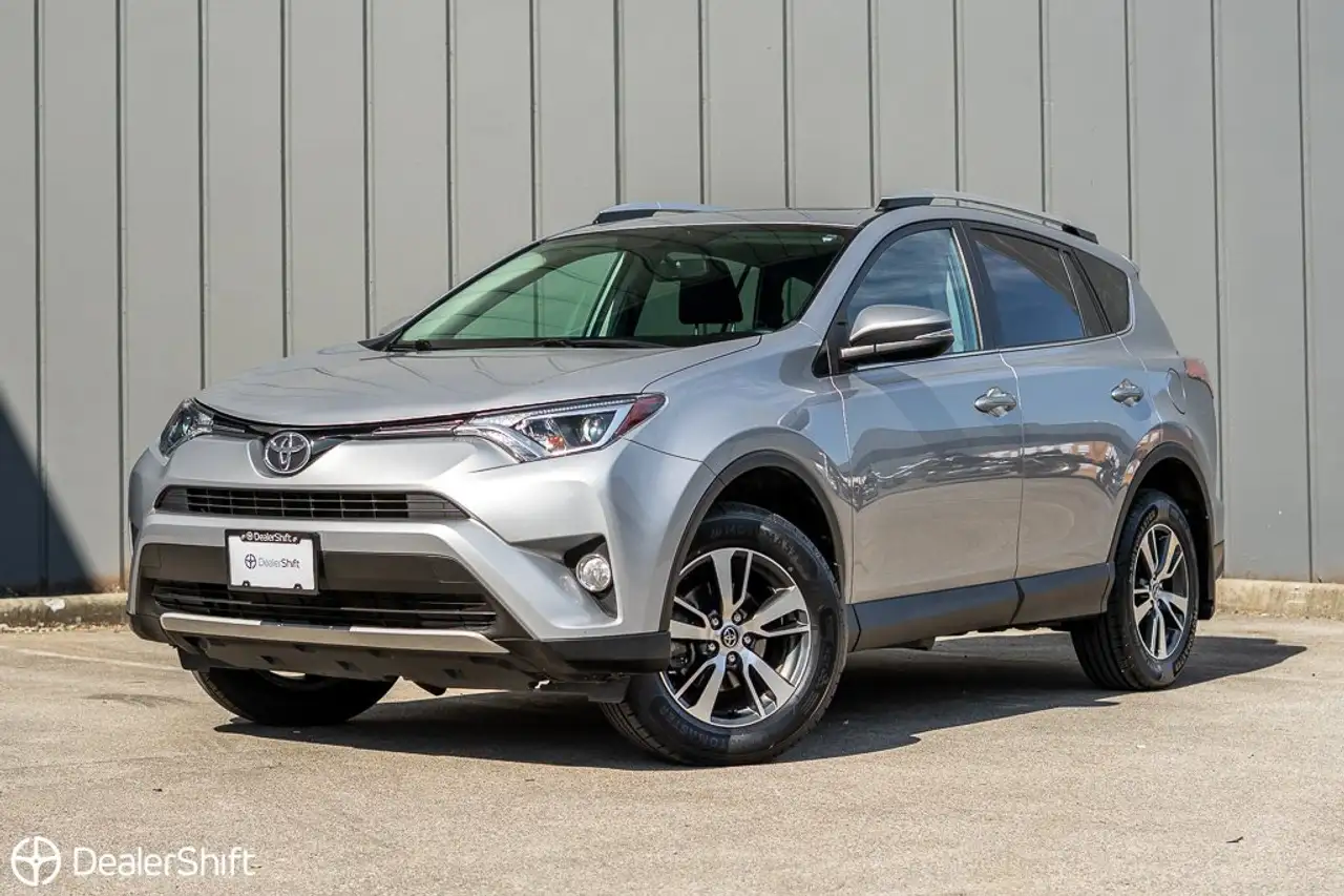 Toyota RAV 4 снимка Toyota RAV 4
