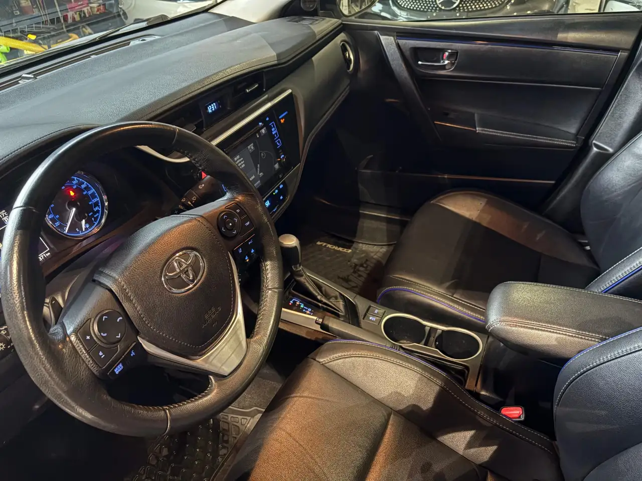 Toyota Corolla снимка Toyota Corolla