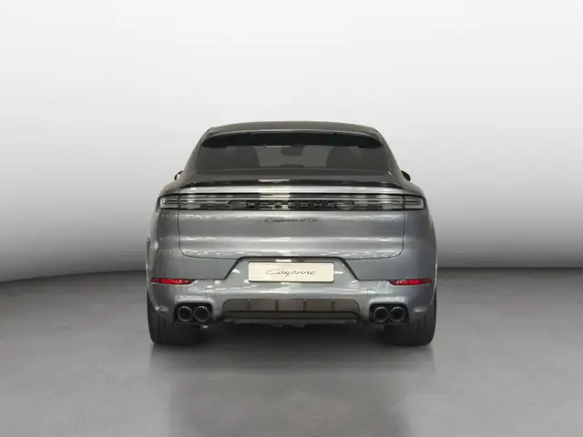 Porsche Cayenne view 4